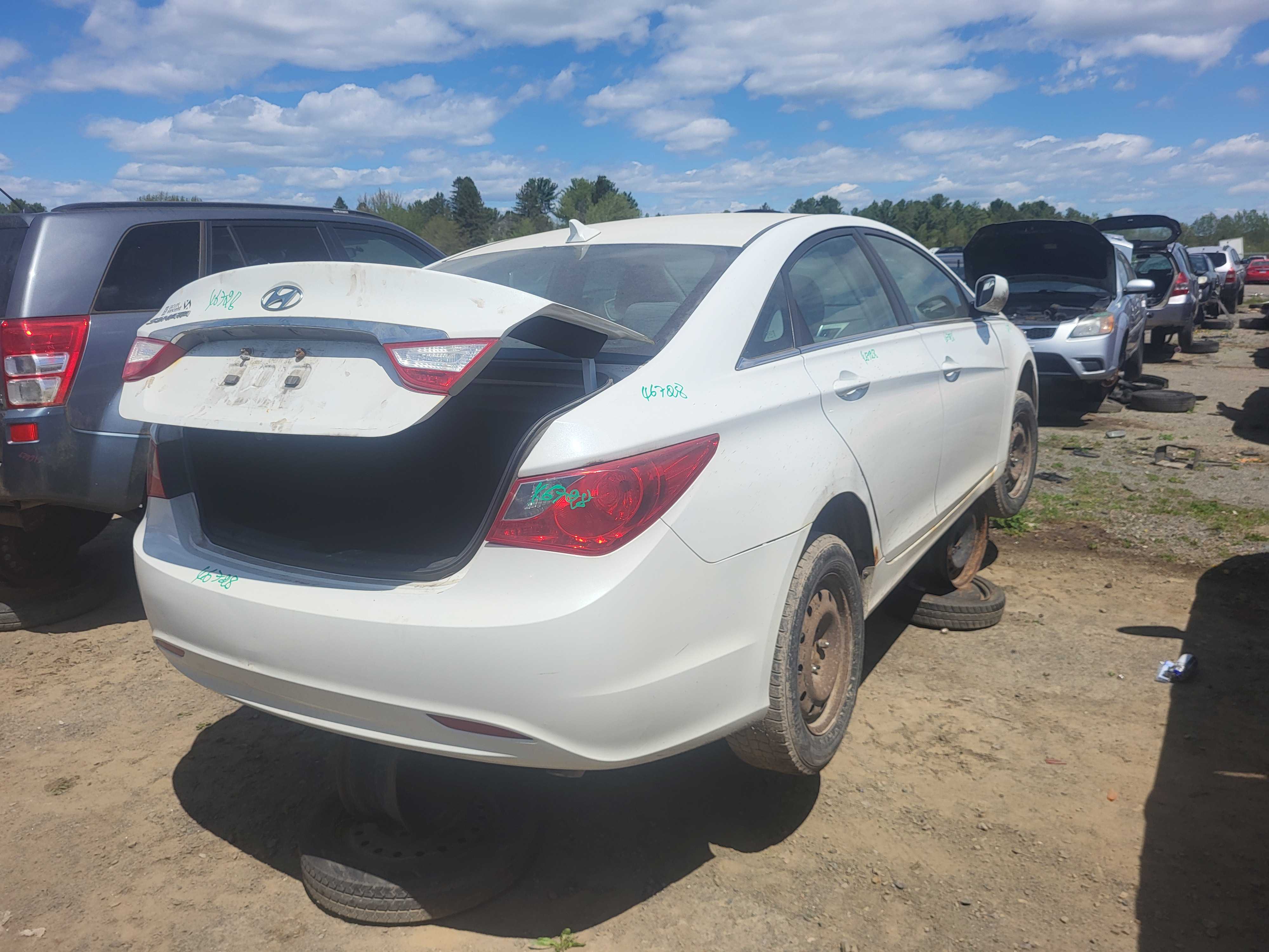 HYUNDAI SONATA 2011
