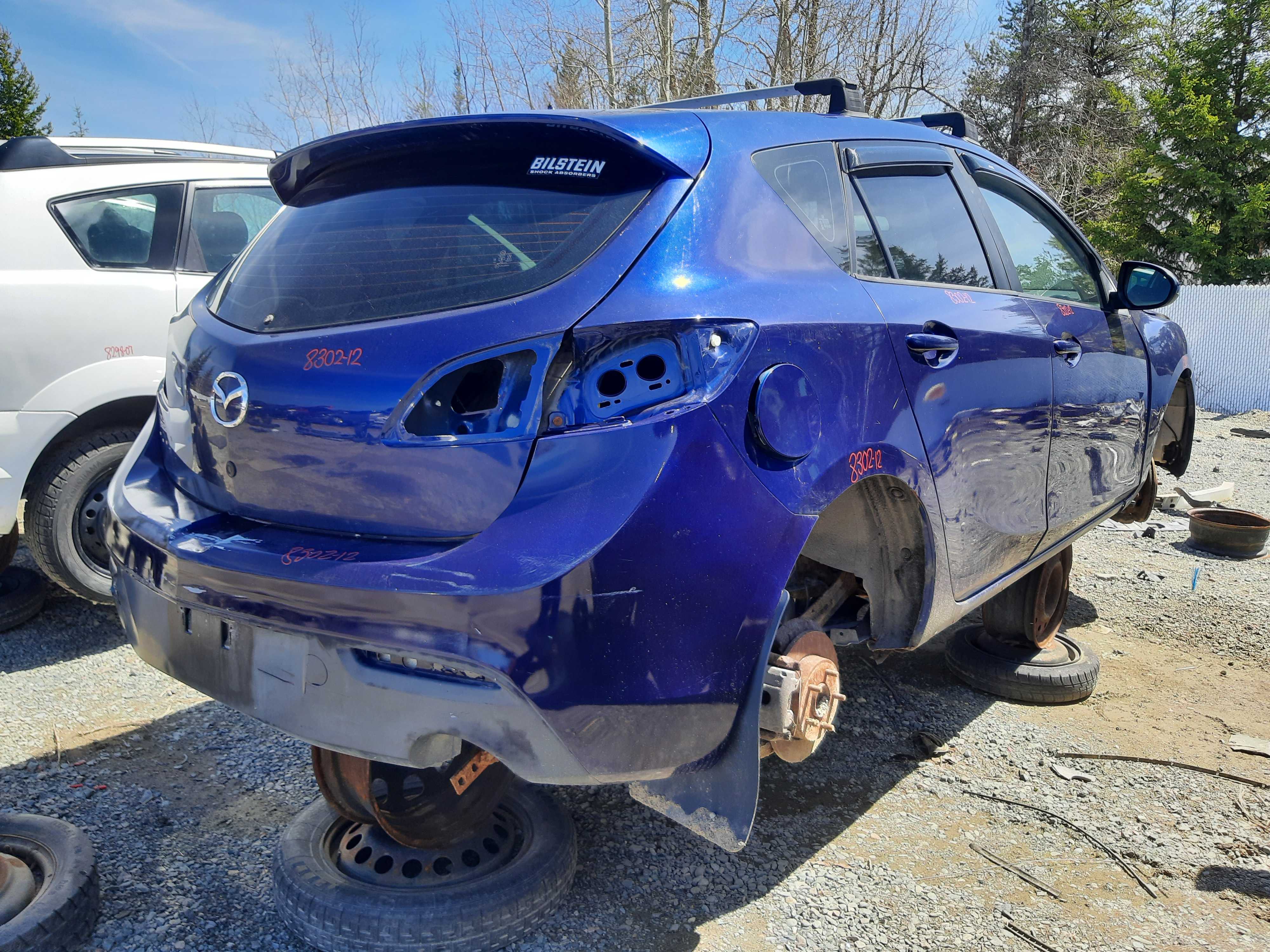 MAZDA MAZDA3 2012