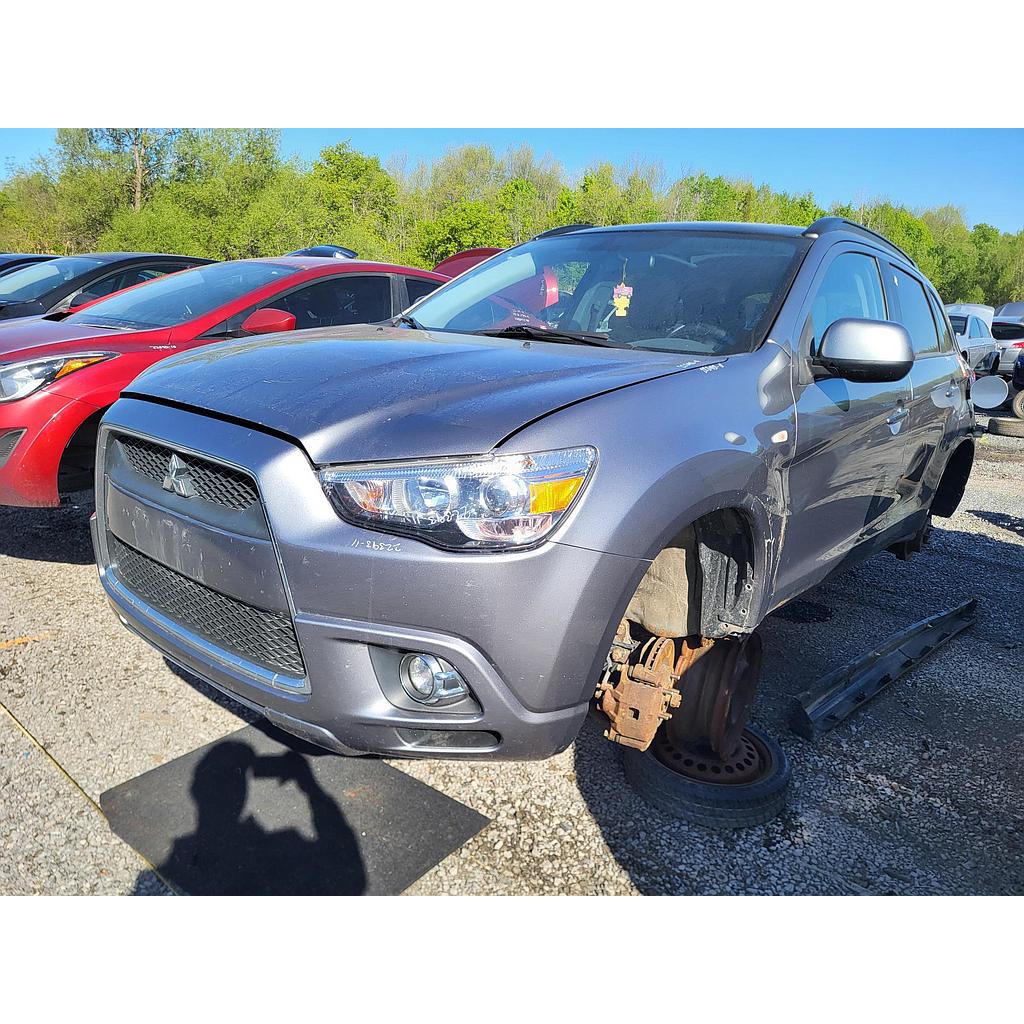 MITSUBISHI RVR 2011