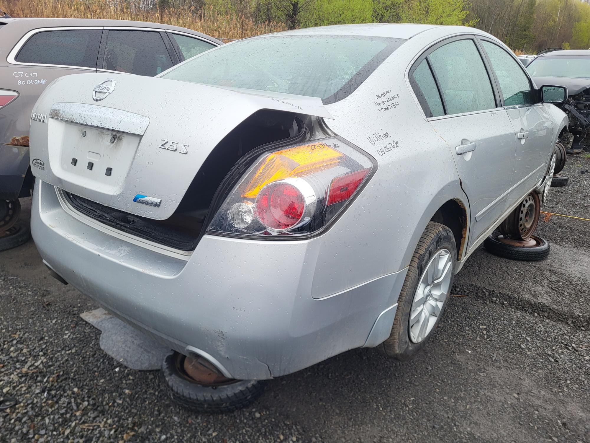 NISSAN ALTIMA 2010