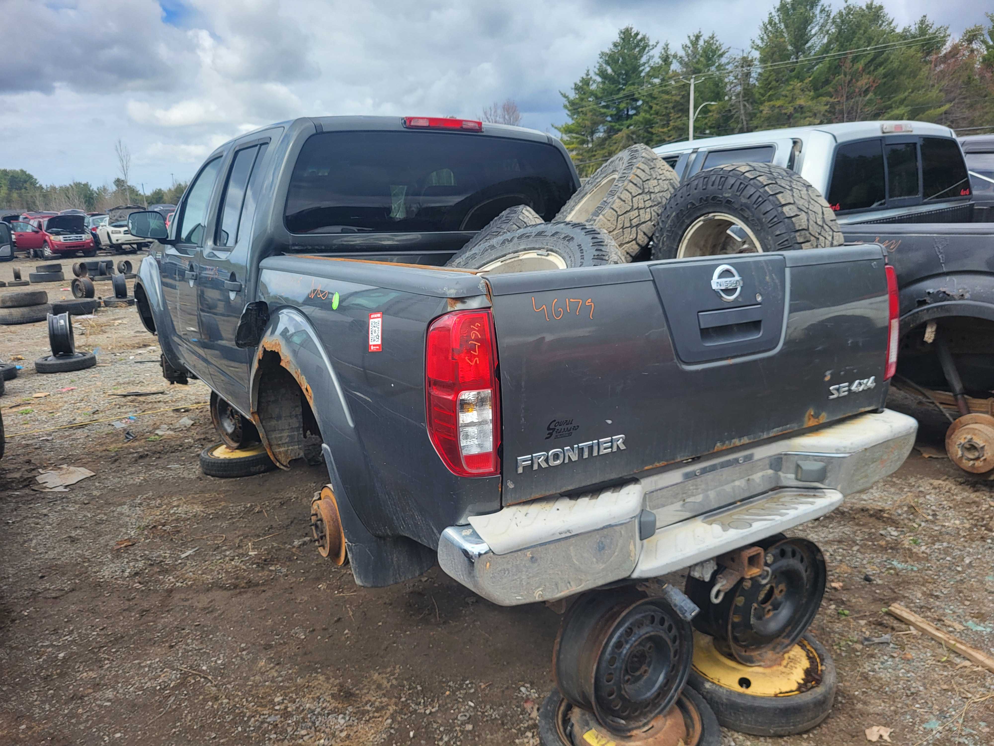 NISSAN FRONTIER 2005