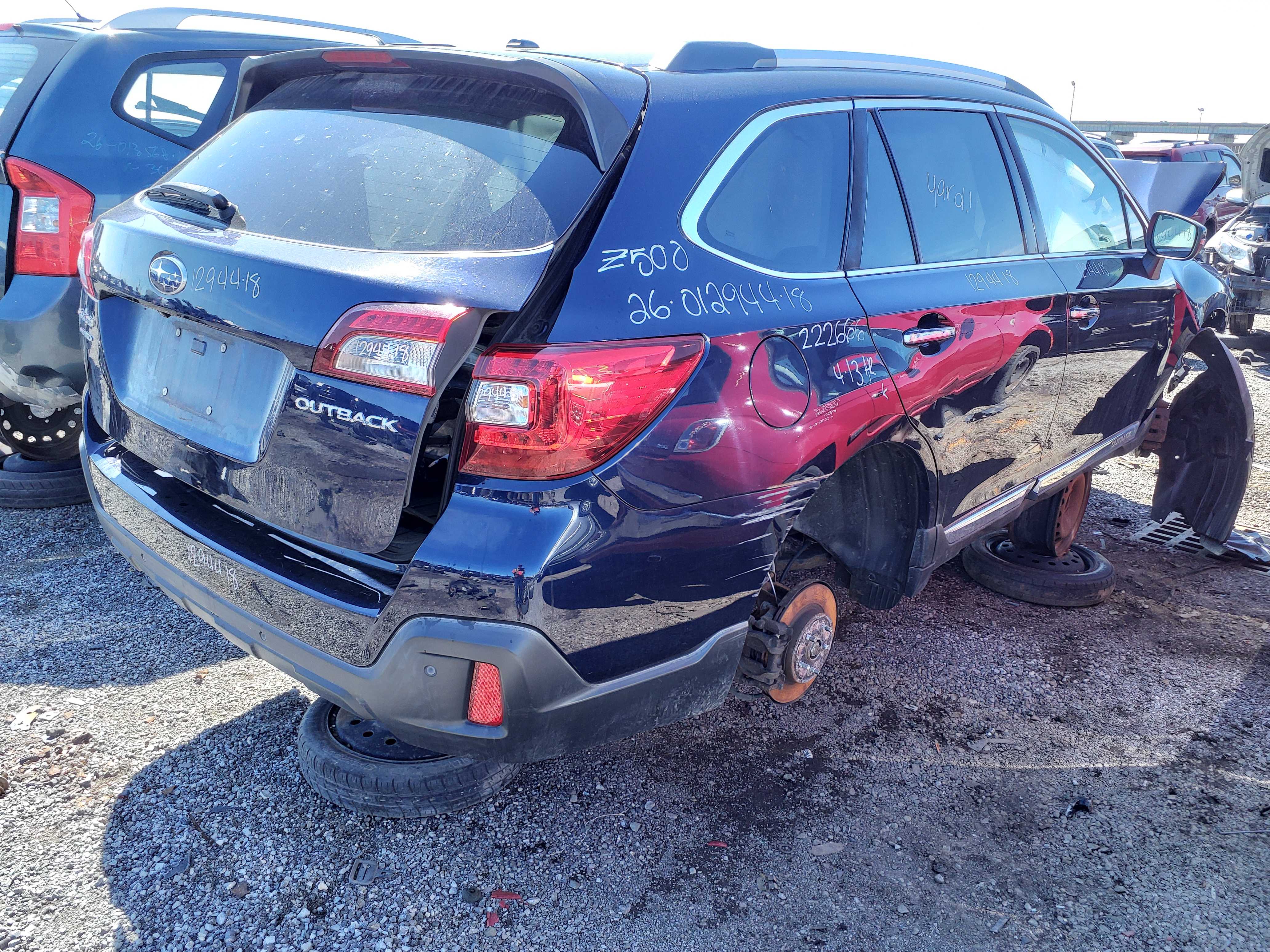 SUBARU OUTBACK 2018