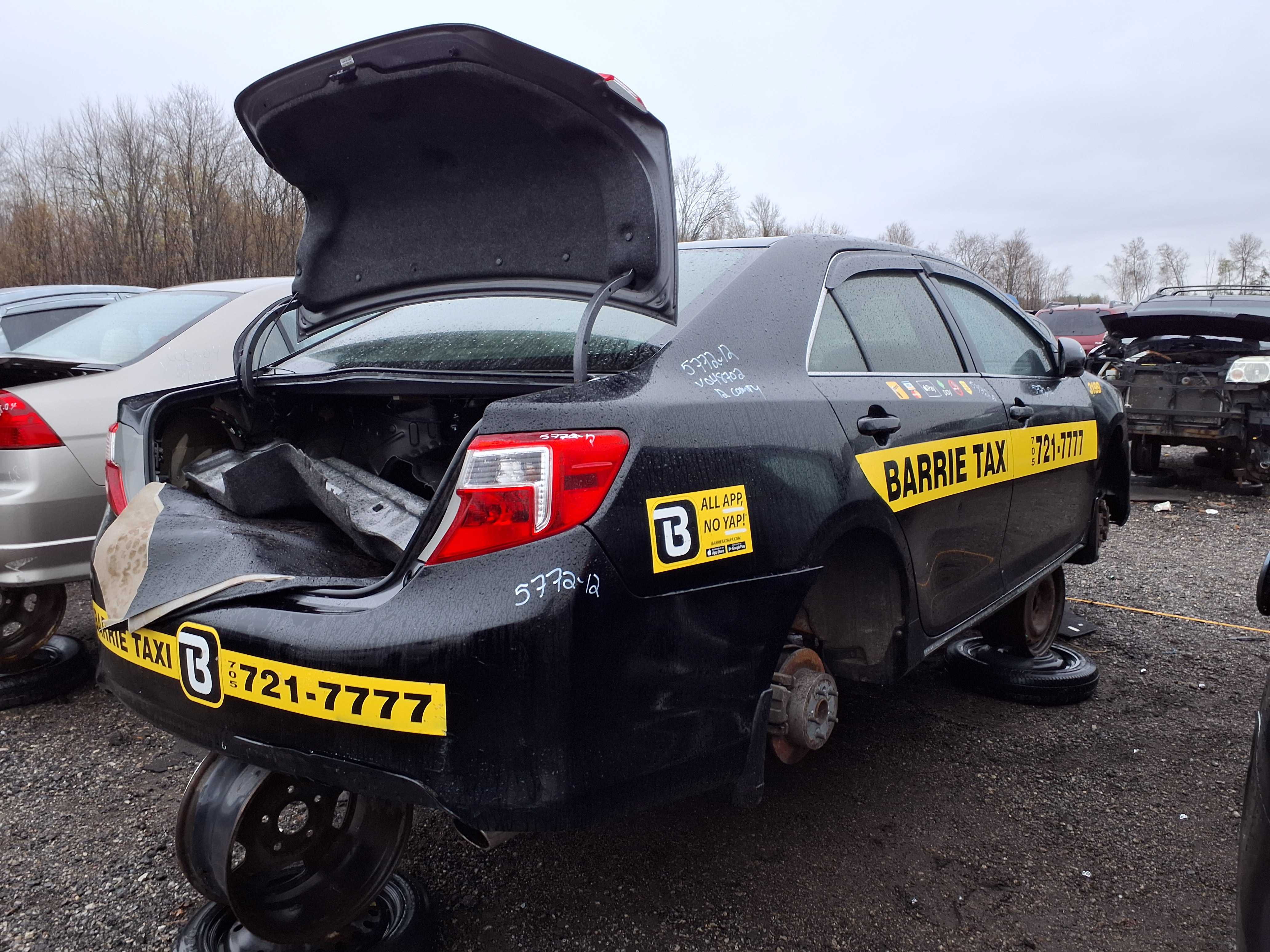 TOYOTA CAMRY 2012