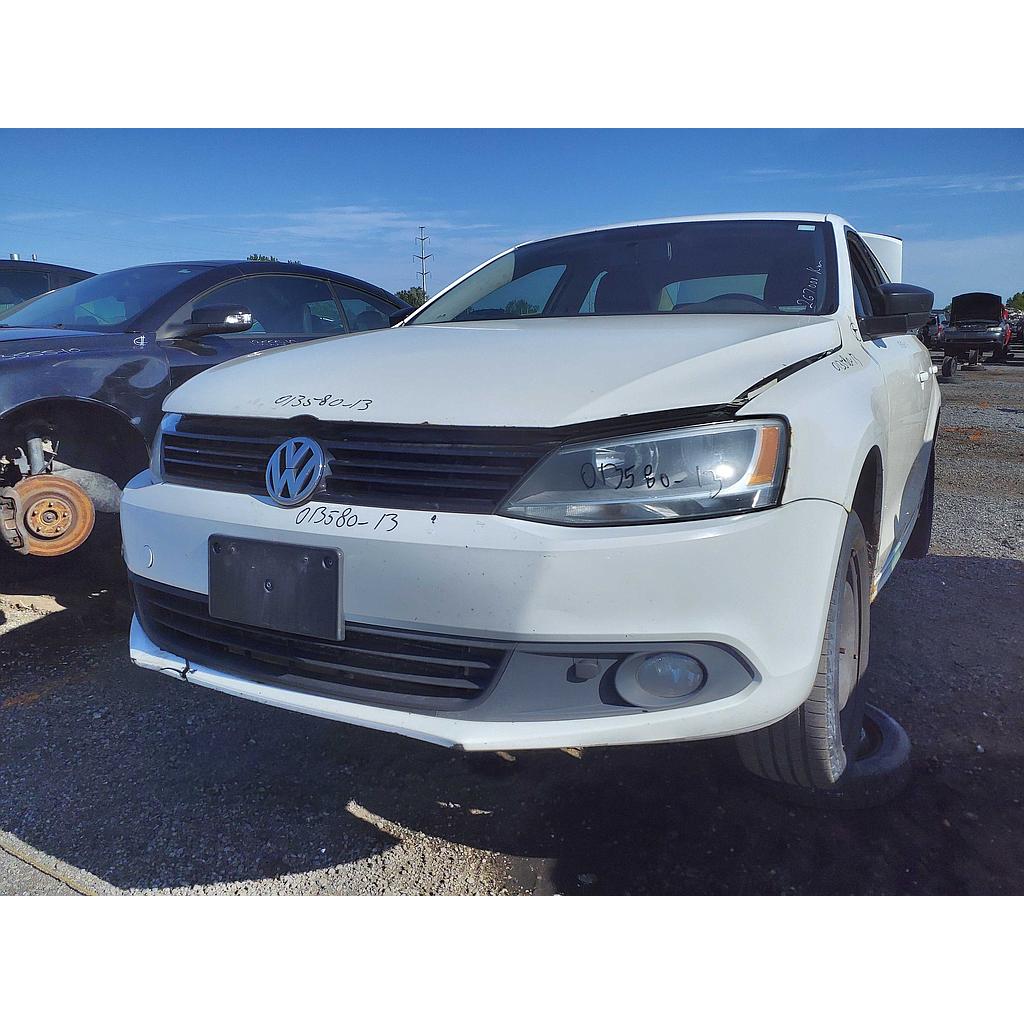 VOLKSWAGEN JETTA 2013