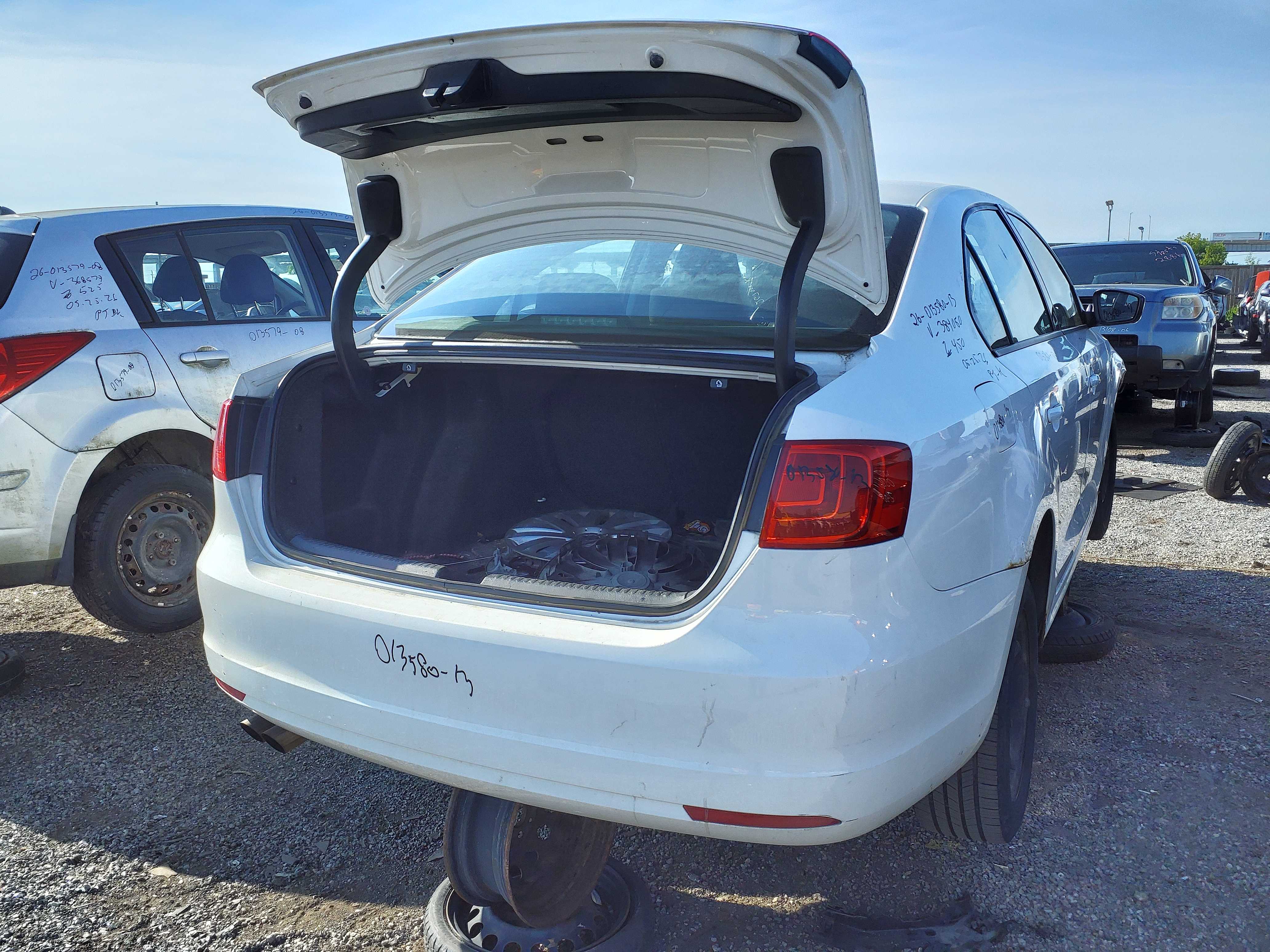 VOLKSWAGEN JETTA 2013