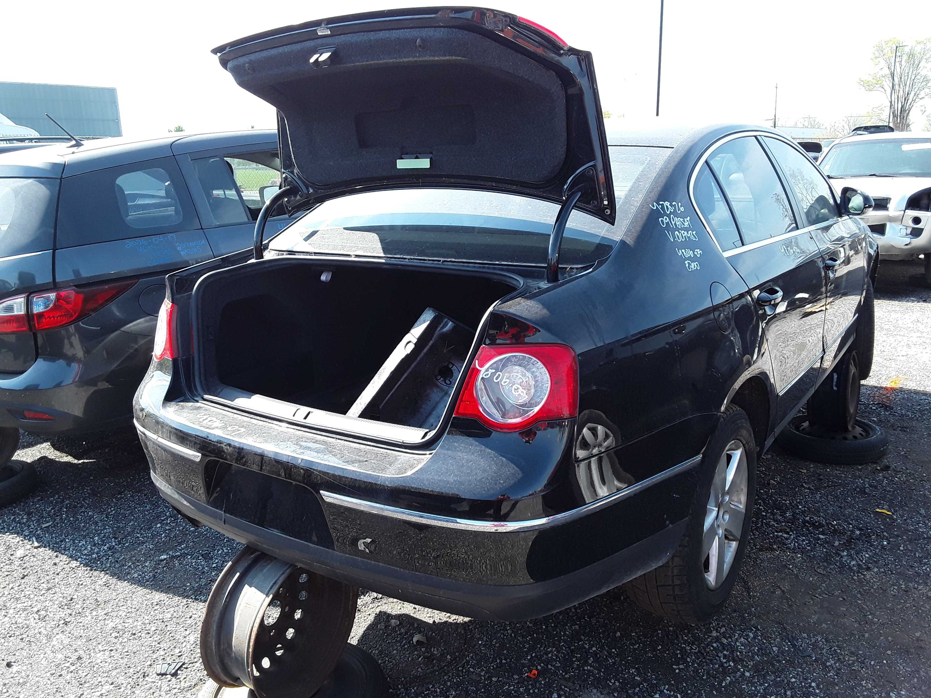 VOLKSWAGEN PASSAT 2009