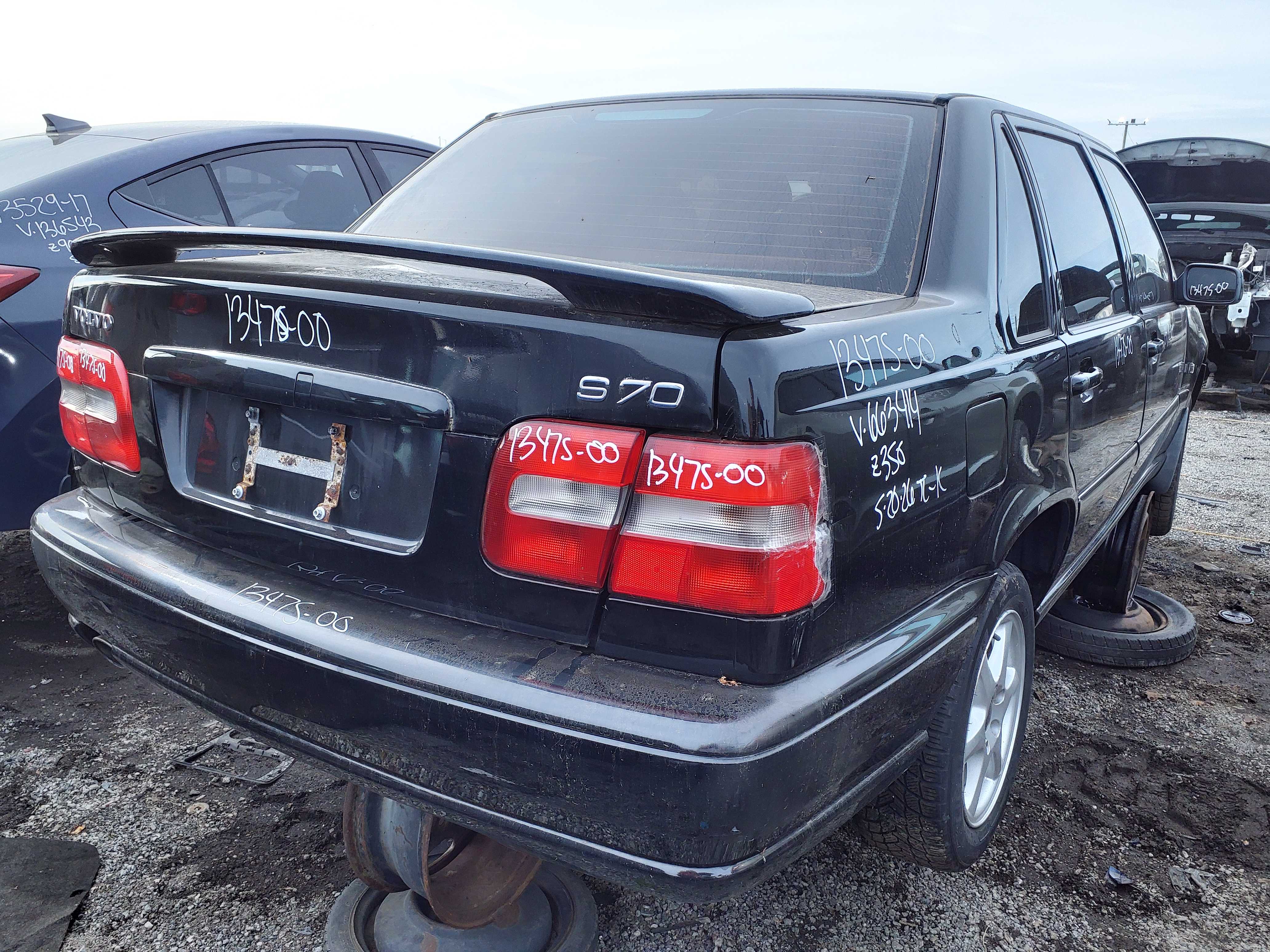 VOLVO S70 2000