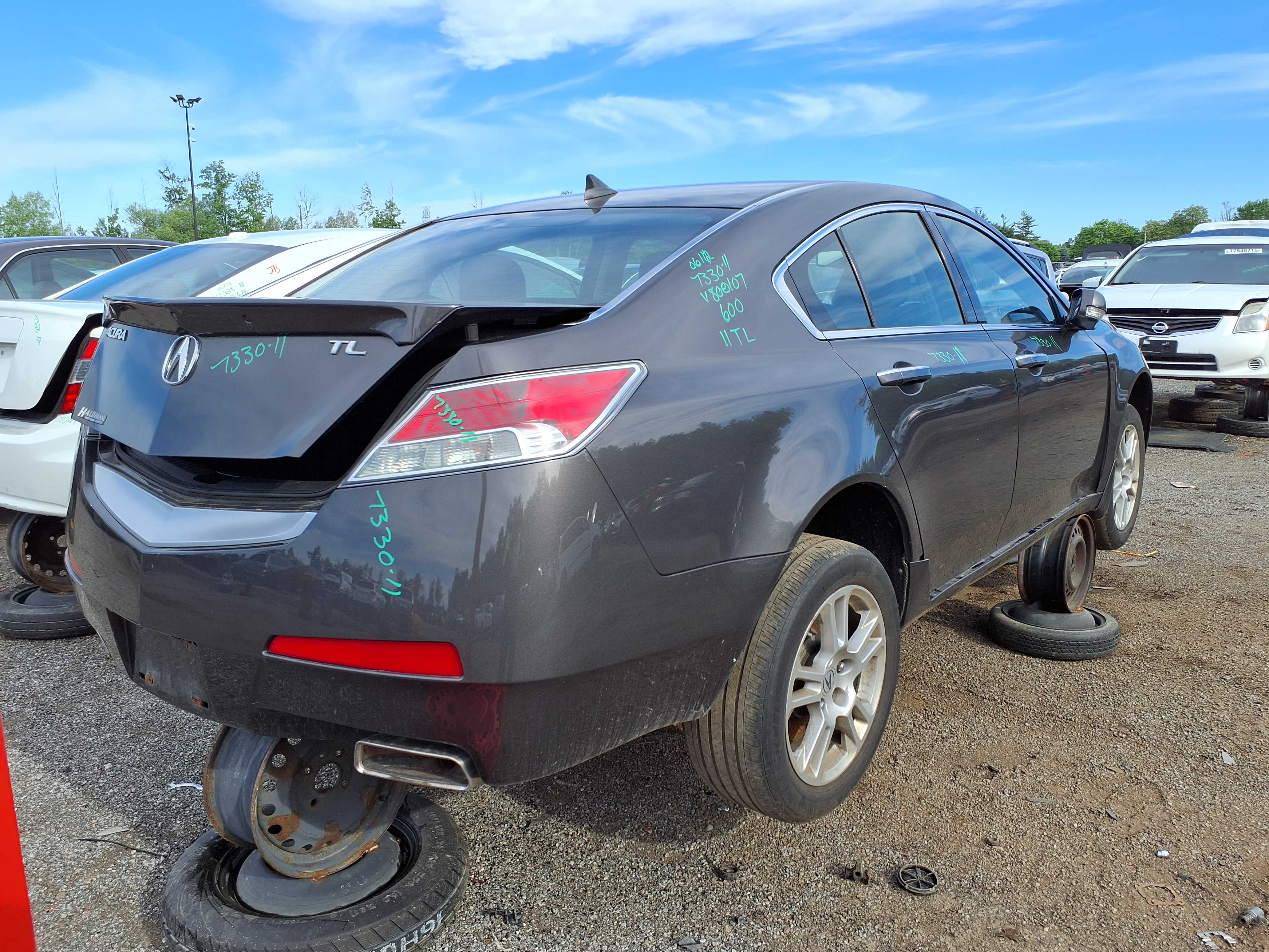 ACURA TL 2011