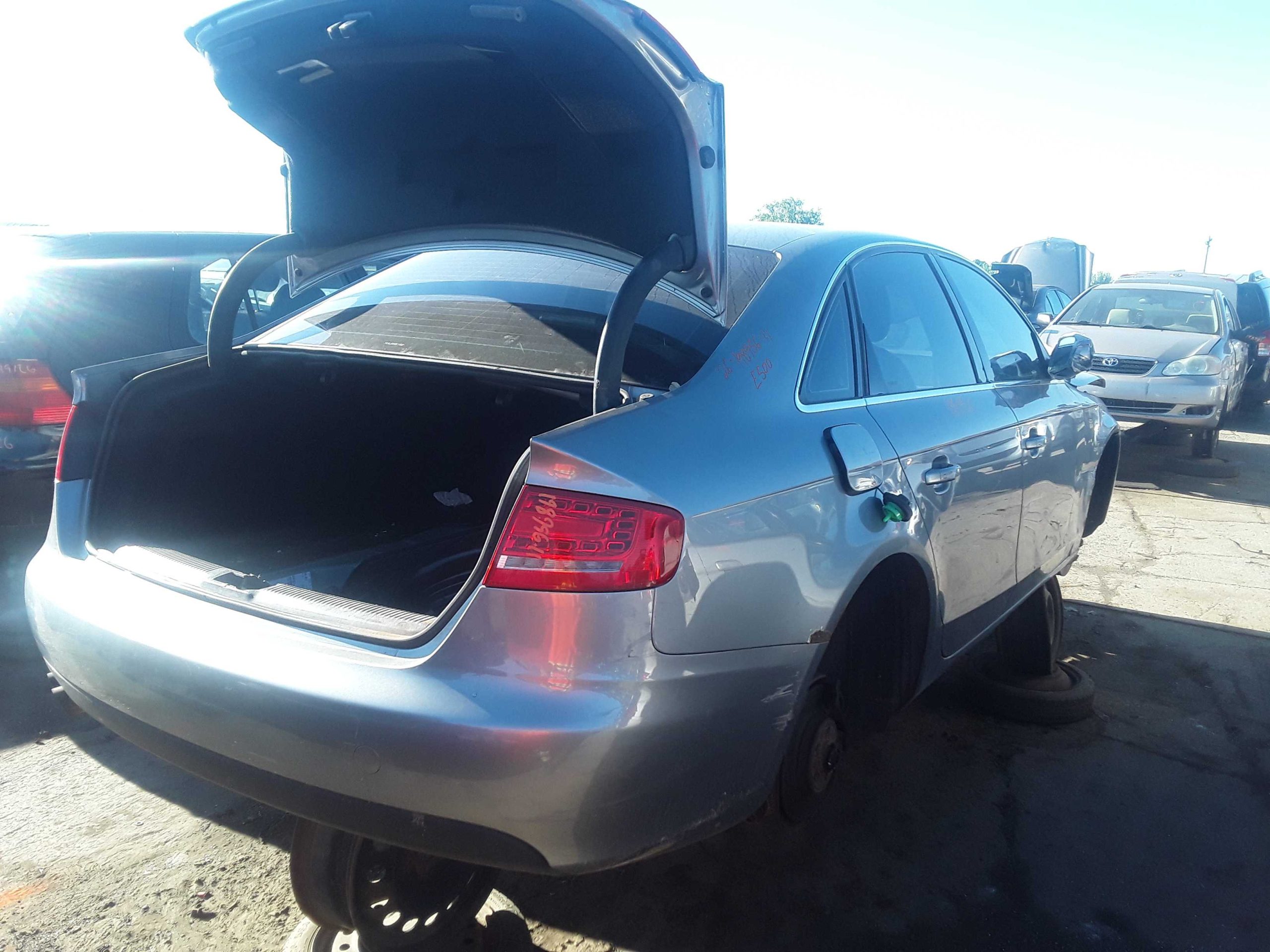 AUDI A4 2011