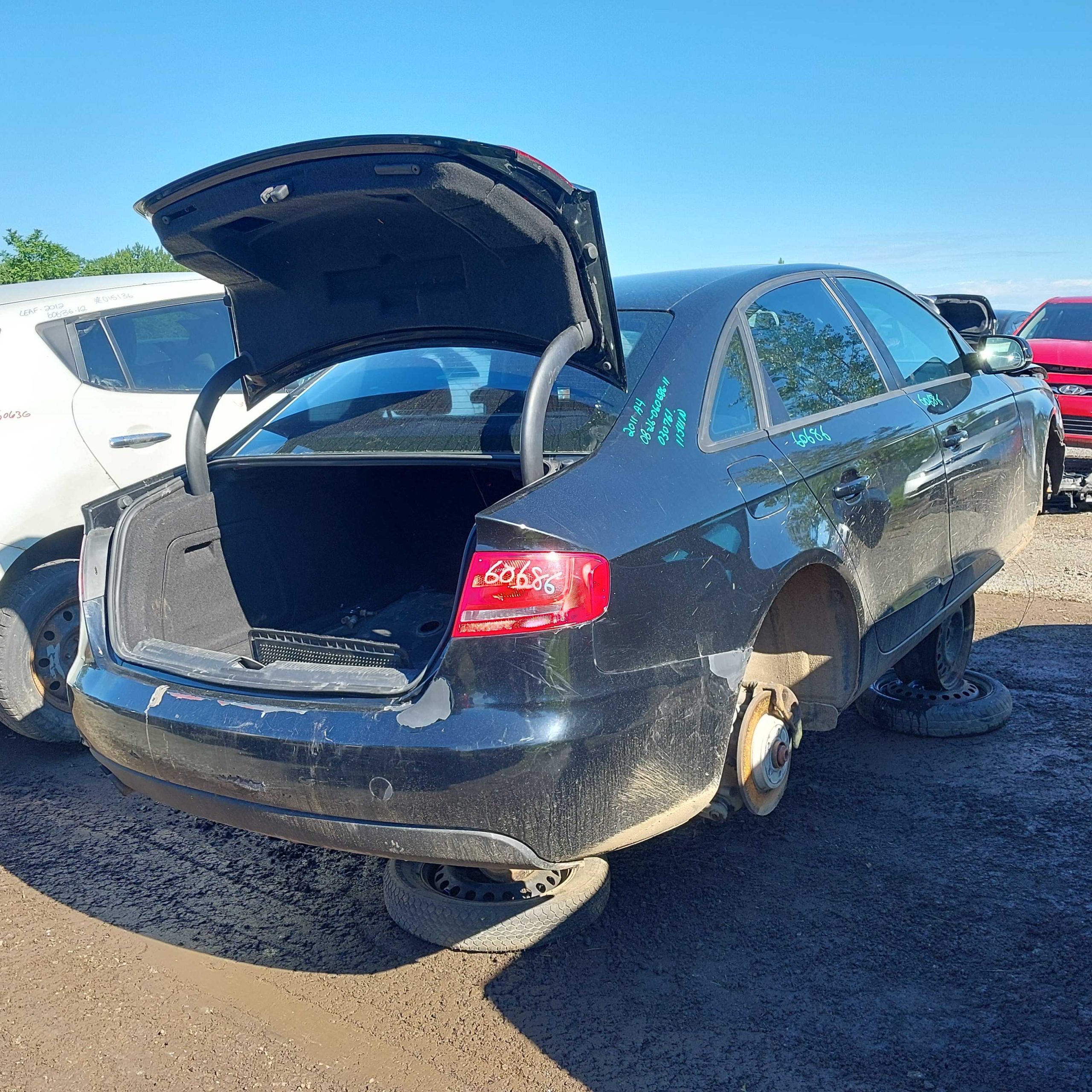 AUDI A4 2011