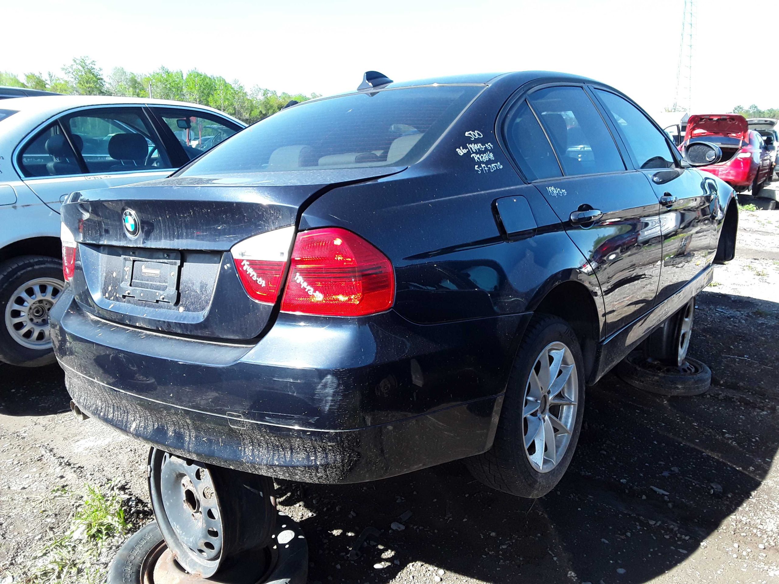 BMW 323 2007