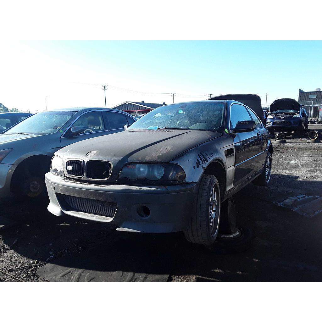BMW 325 2004