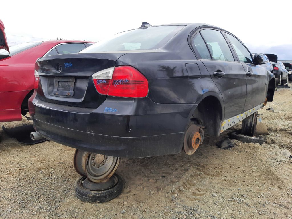 BMW 325 2006