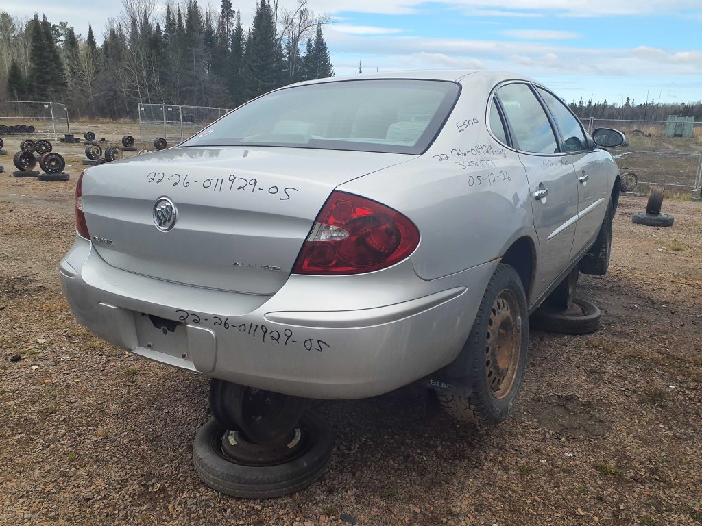 BUICK ALLURE 2005