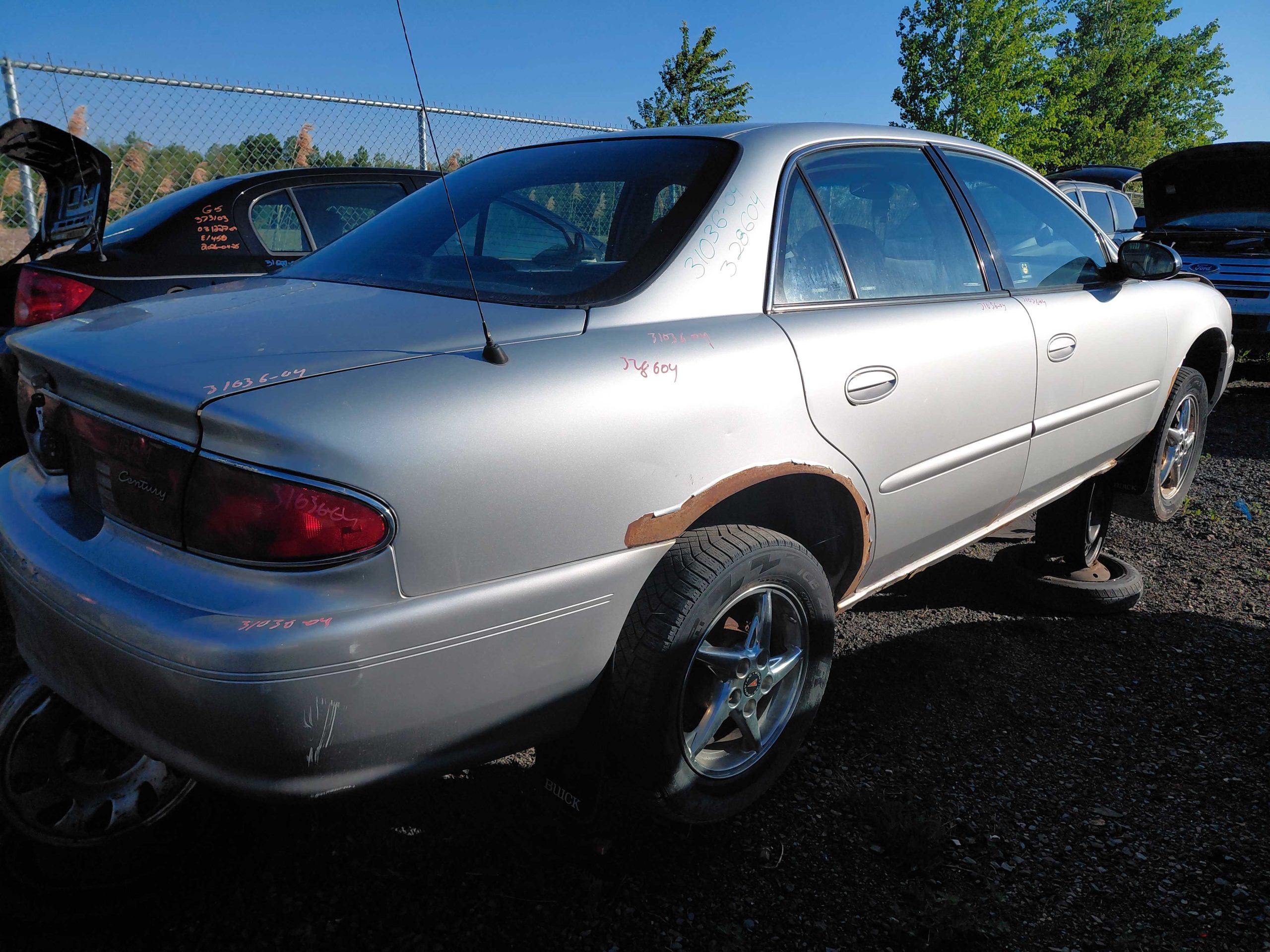BUICK CENTURY 2004