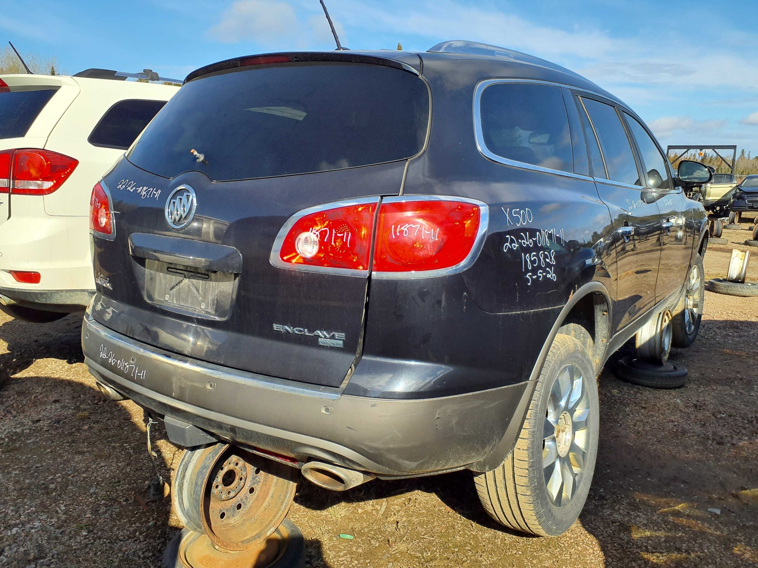 BUICK ENCLAVE 2011