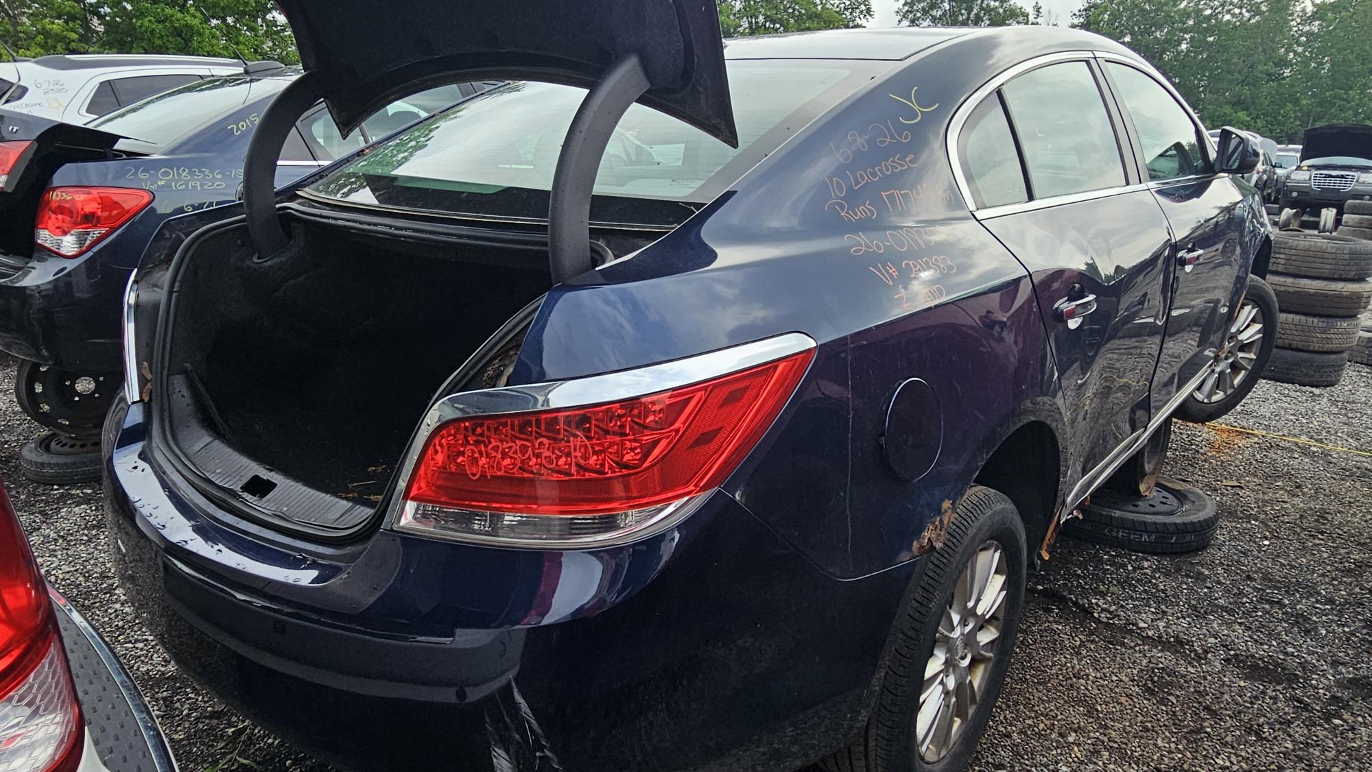 BUICK LACROSSE 2010