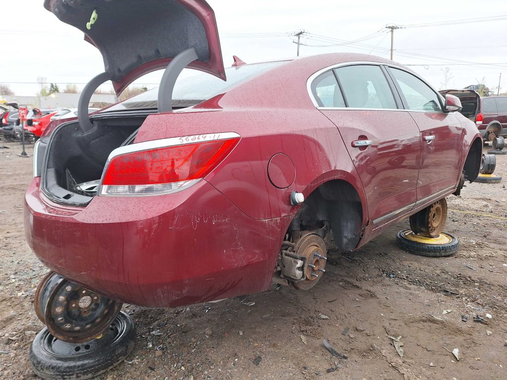 BUICK LACROSSE 2011