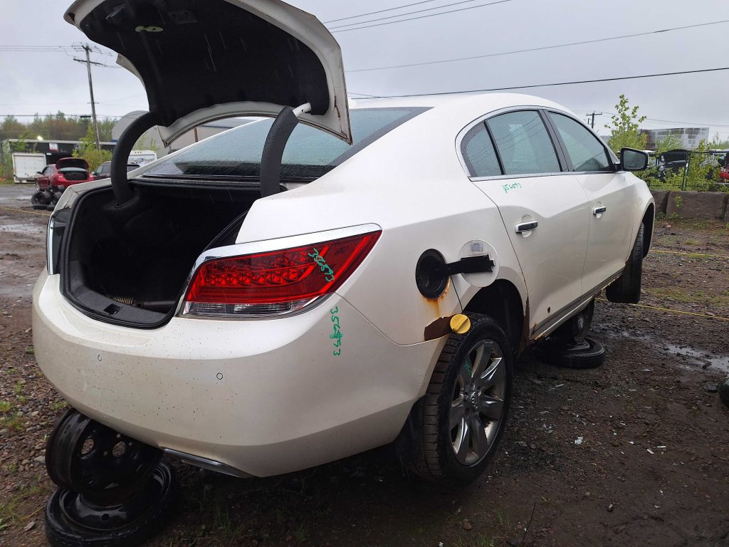 BUICK LACROSSE 2012