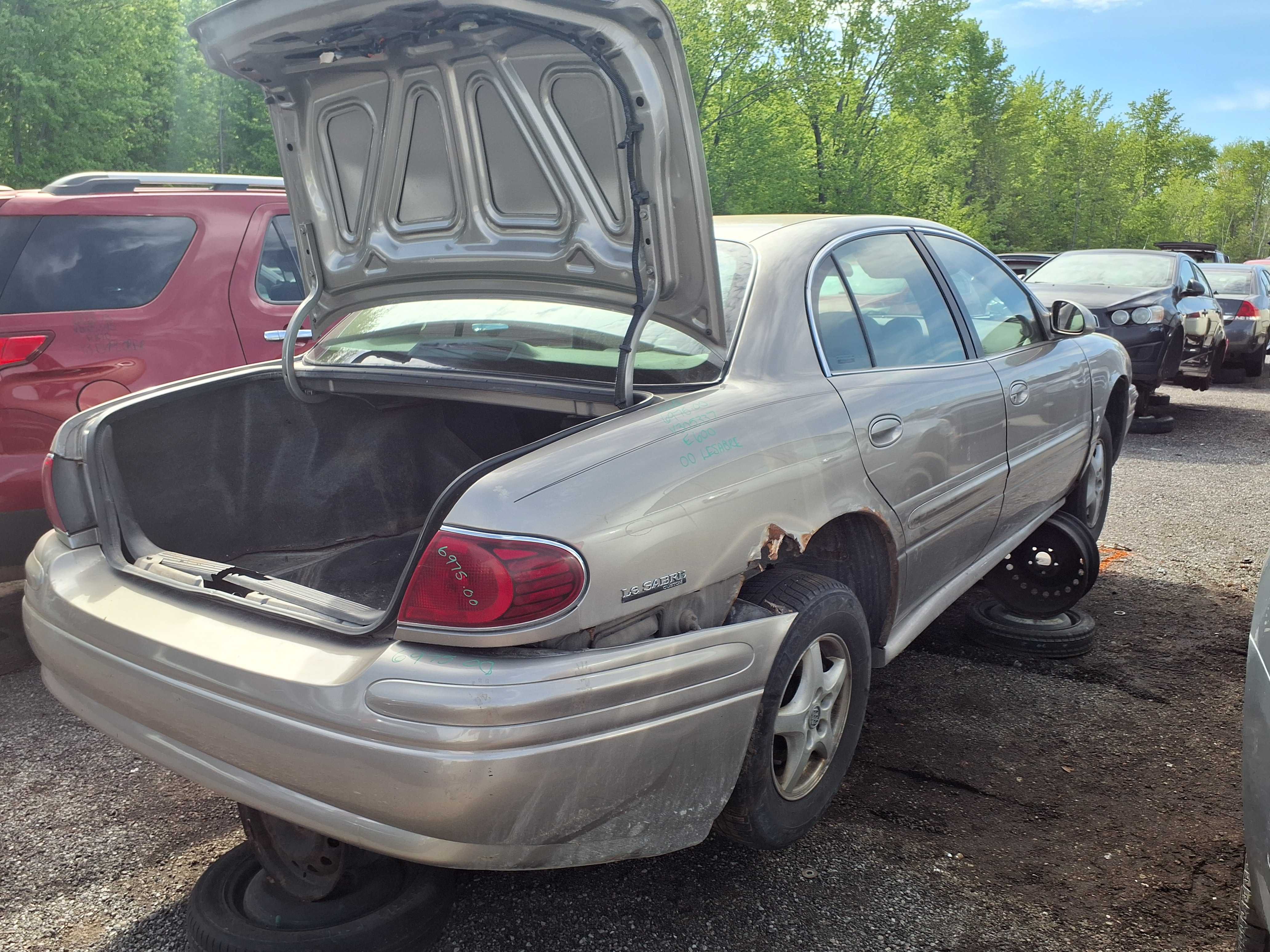 BUICK LESABRE 2000