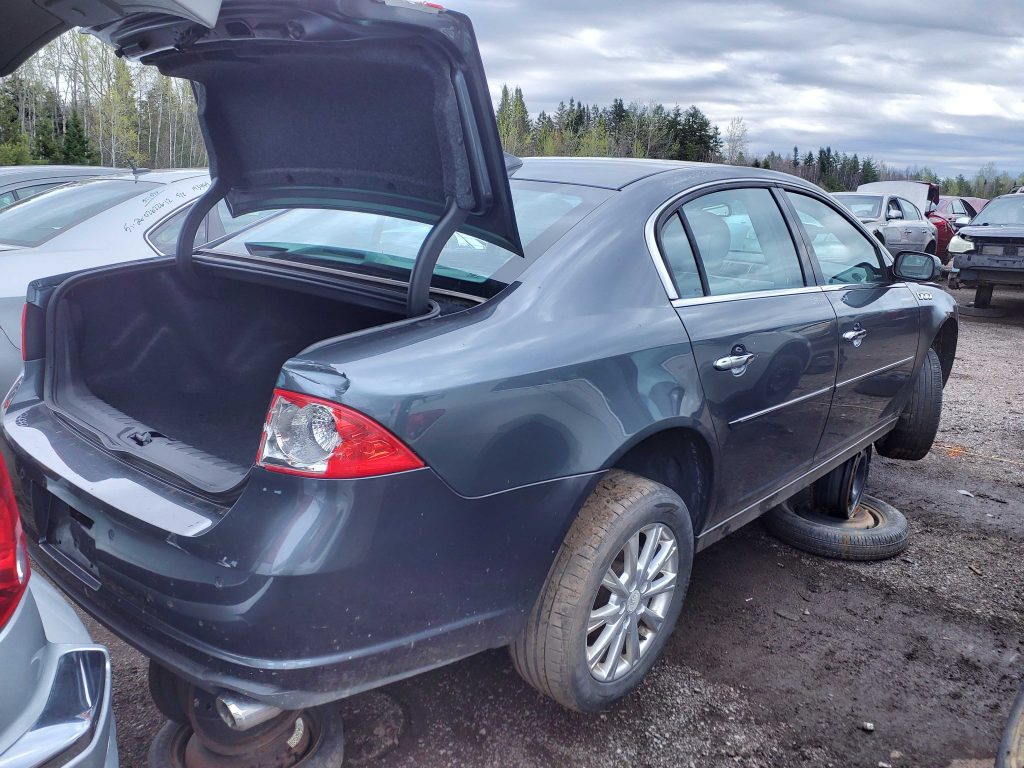 BUICK LUCERNE 2011