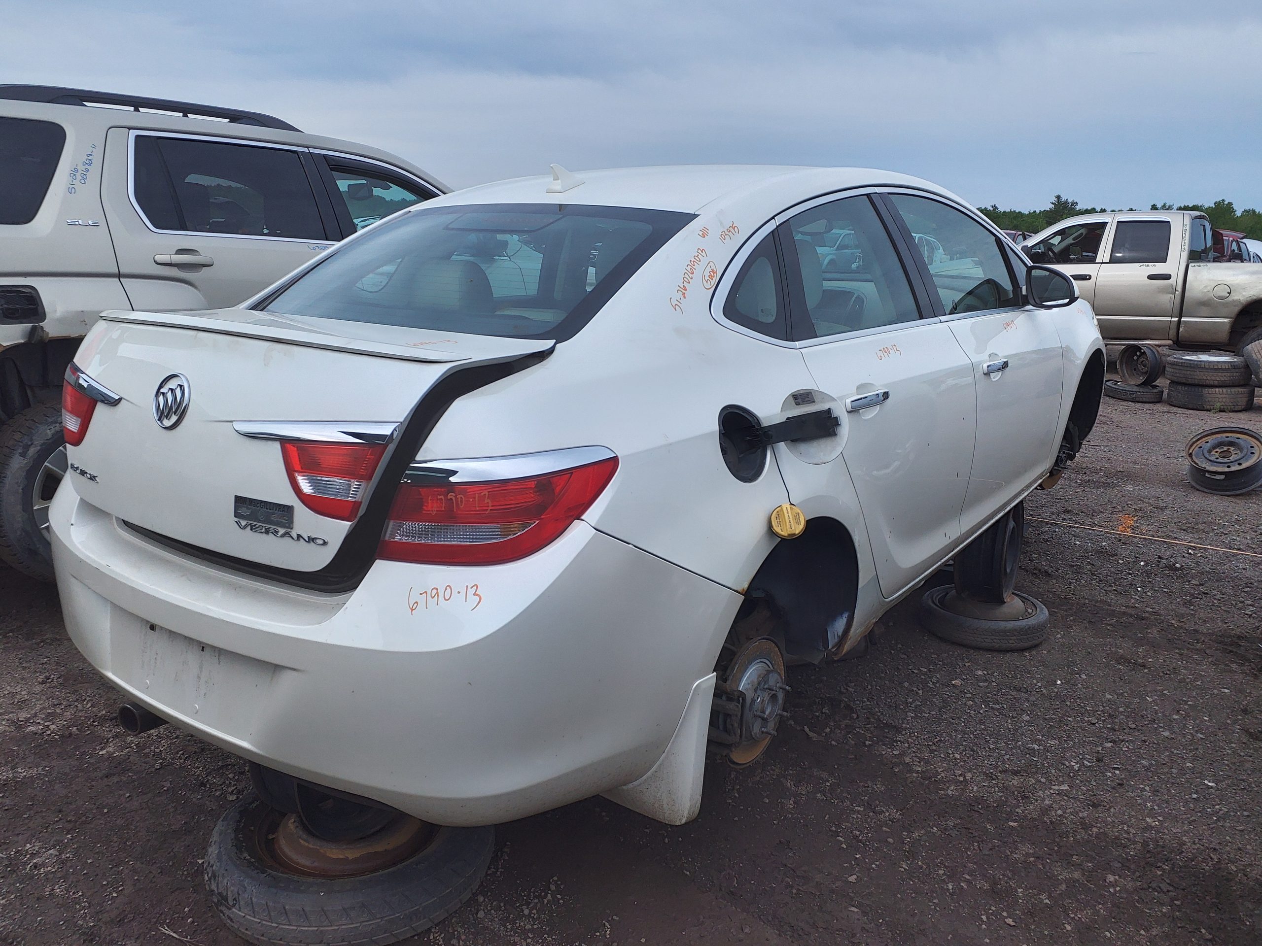 BUICK VERANO 2013