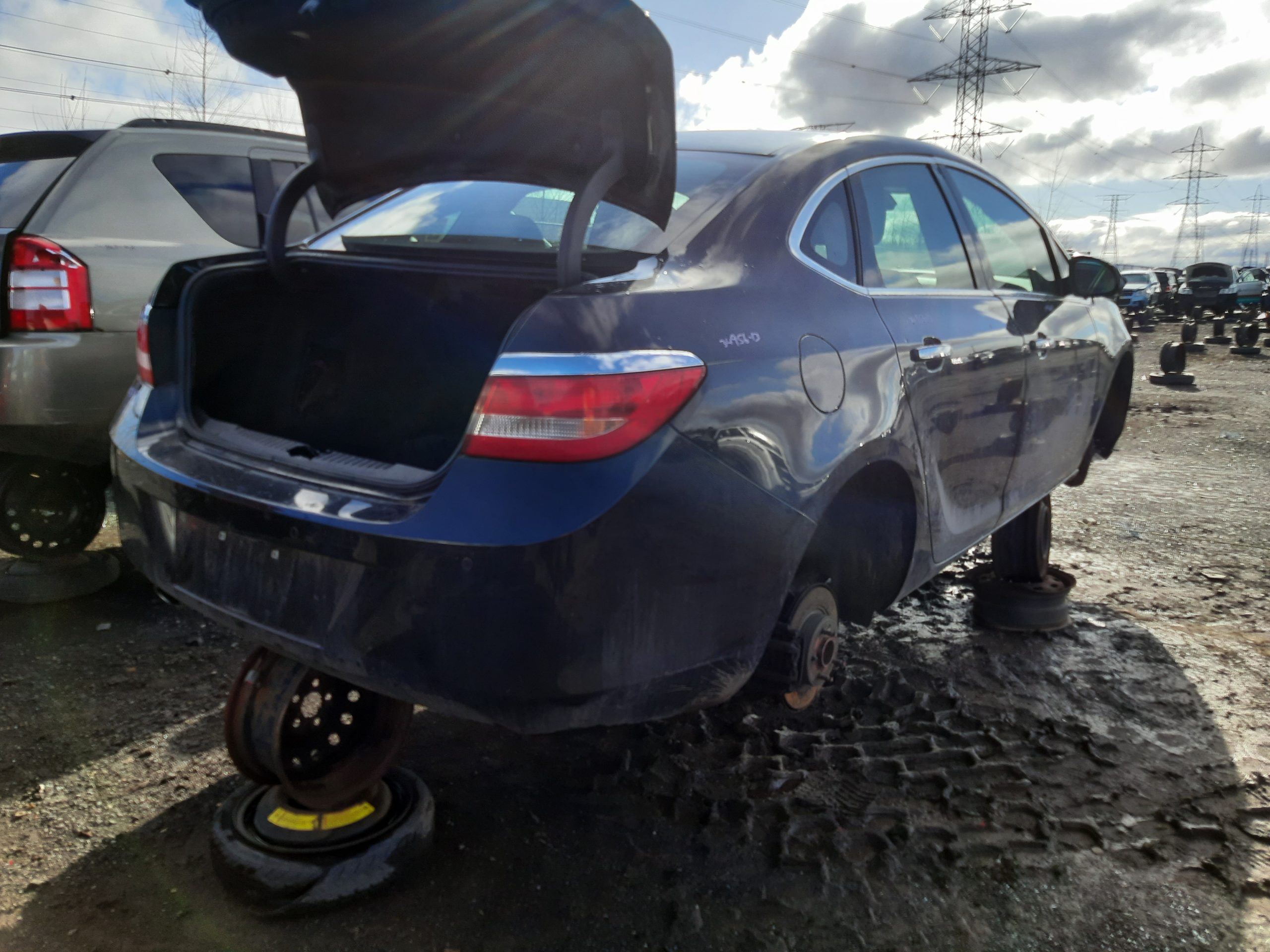 BUICK VERANO 2013
