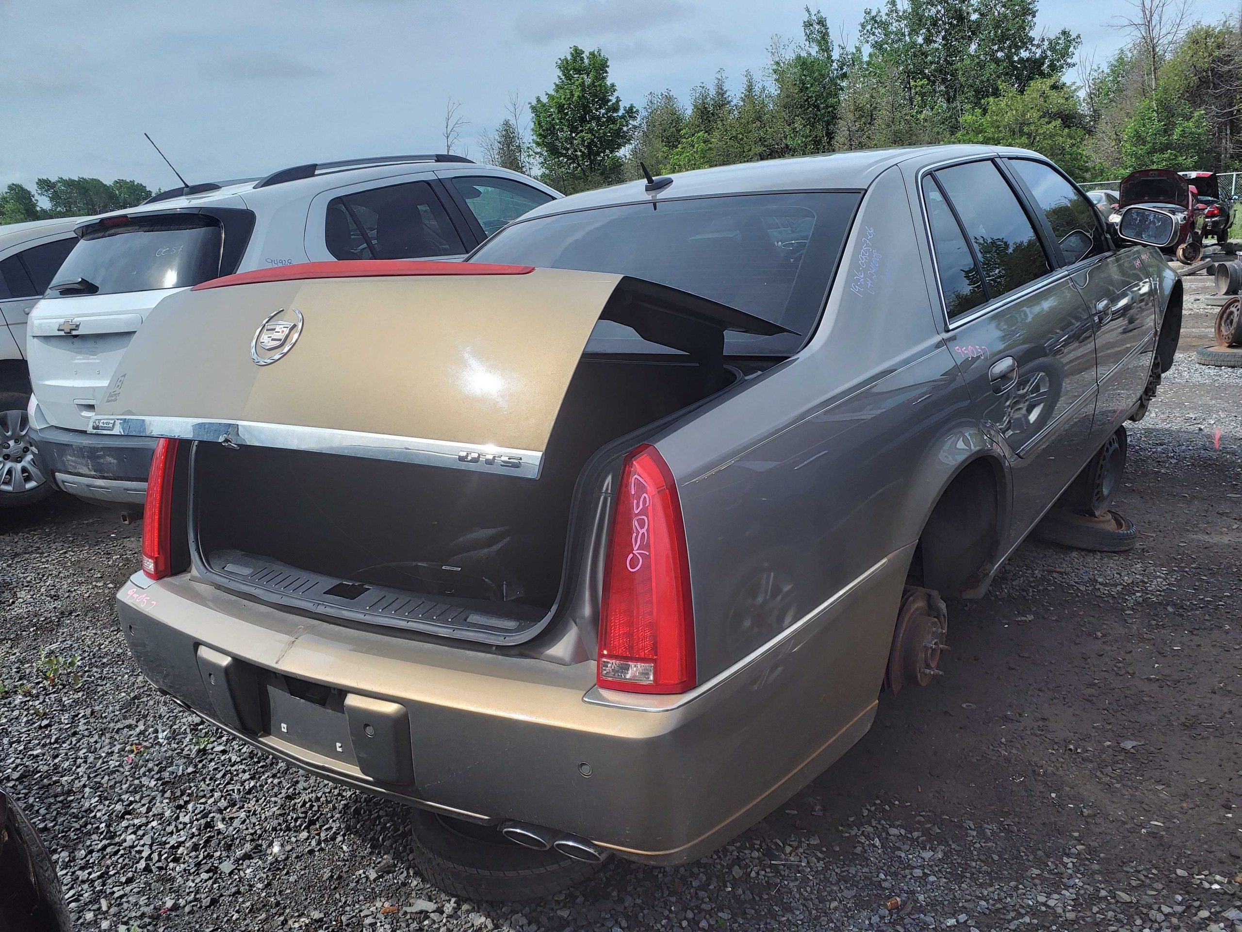 CADILLAC DTS 2006