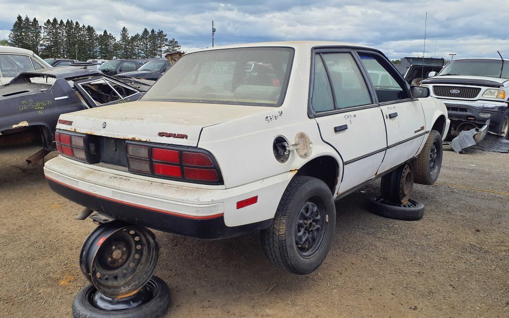 CHEVROLET CAVALIER 1989