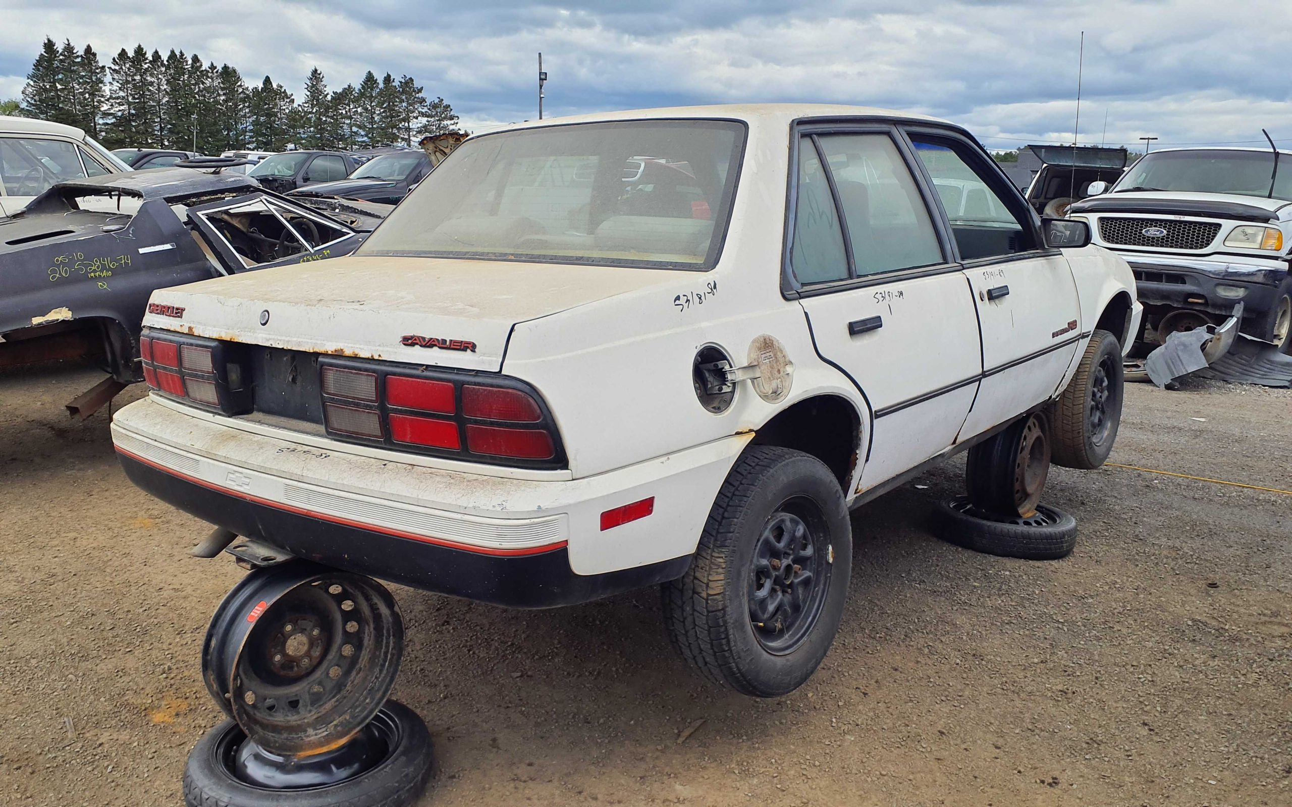 CHEVROLET CAVALIER 1989