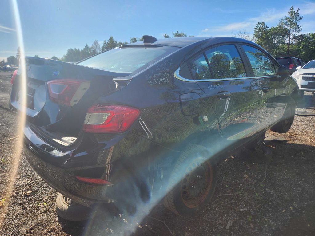 CHEVROLET CRUZE 2017