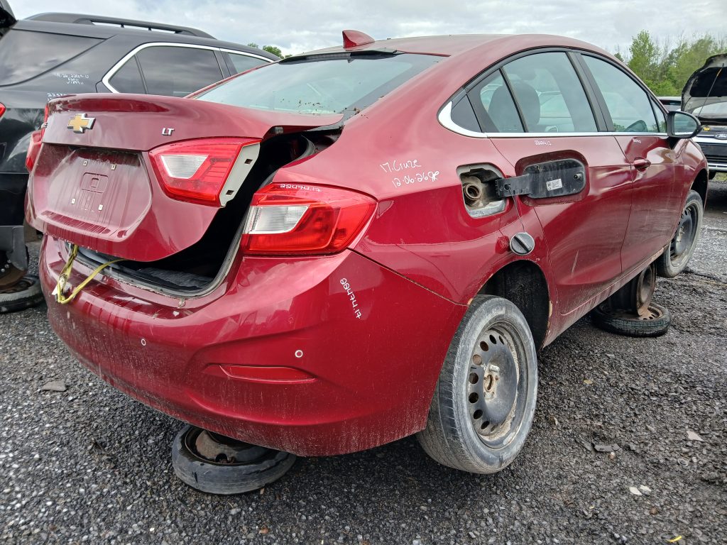 CHEVROLET CRUZE 2017