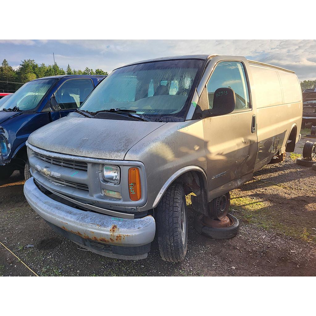 CHEVROLET EXPRESS VAN 2001
