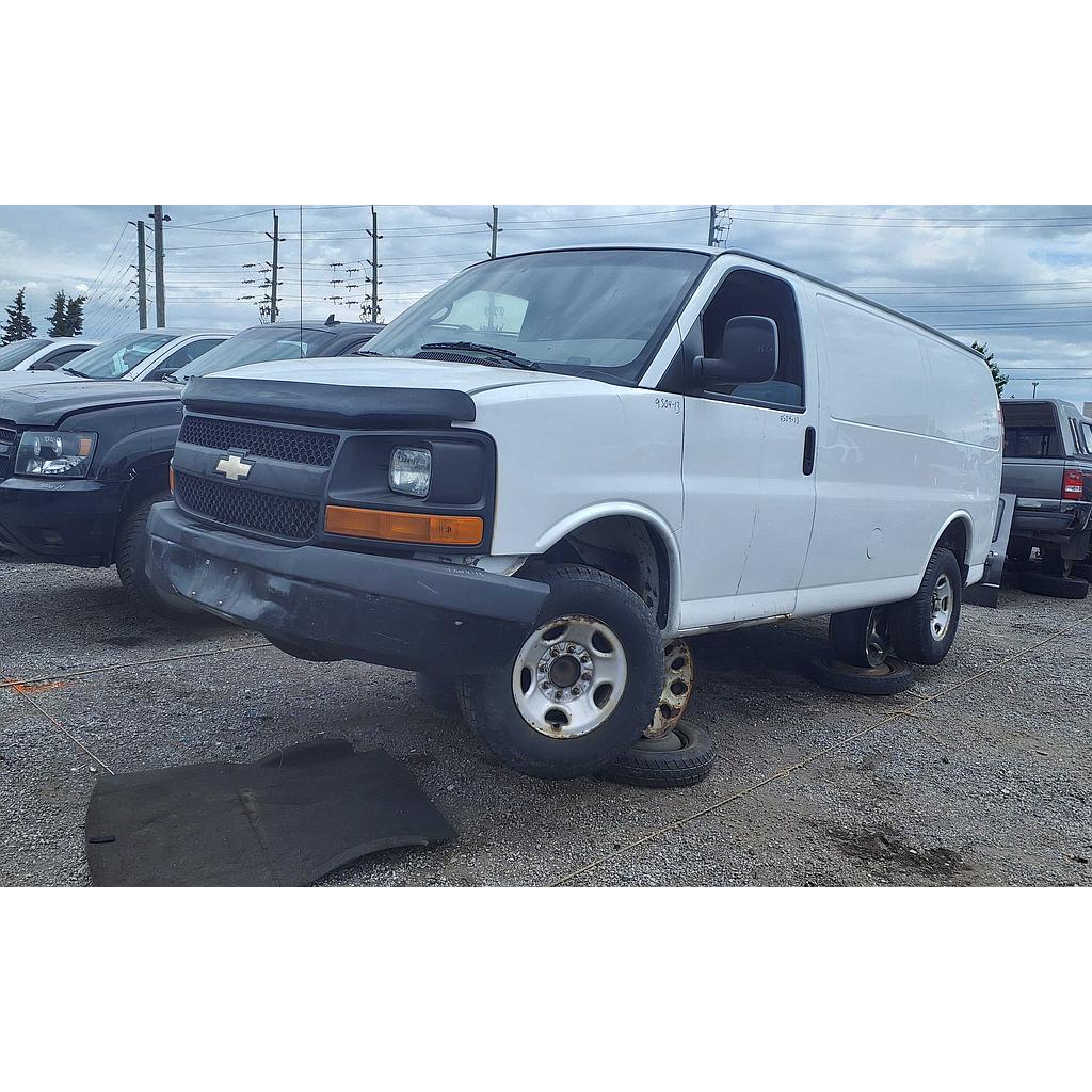 CHEVROLET EXPRESS VAN 2013