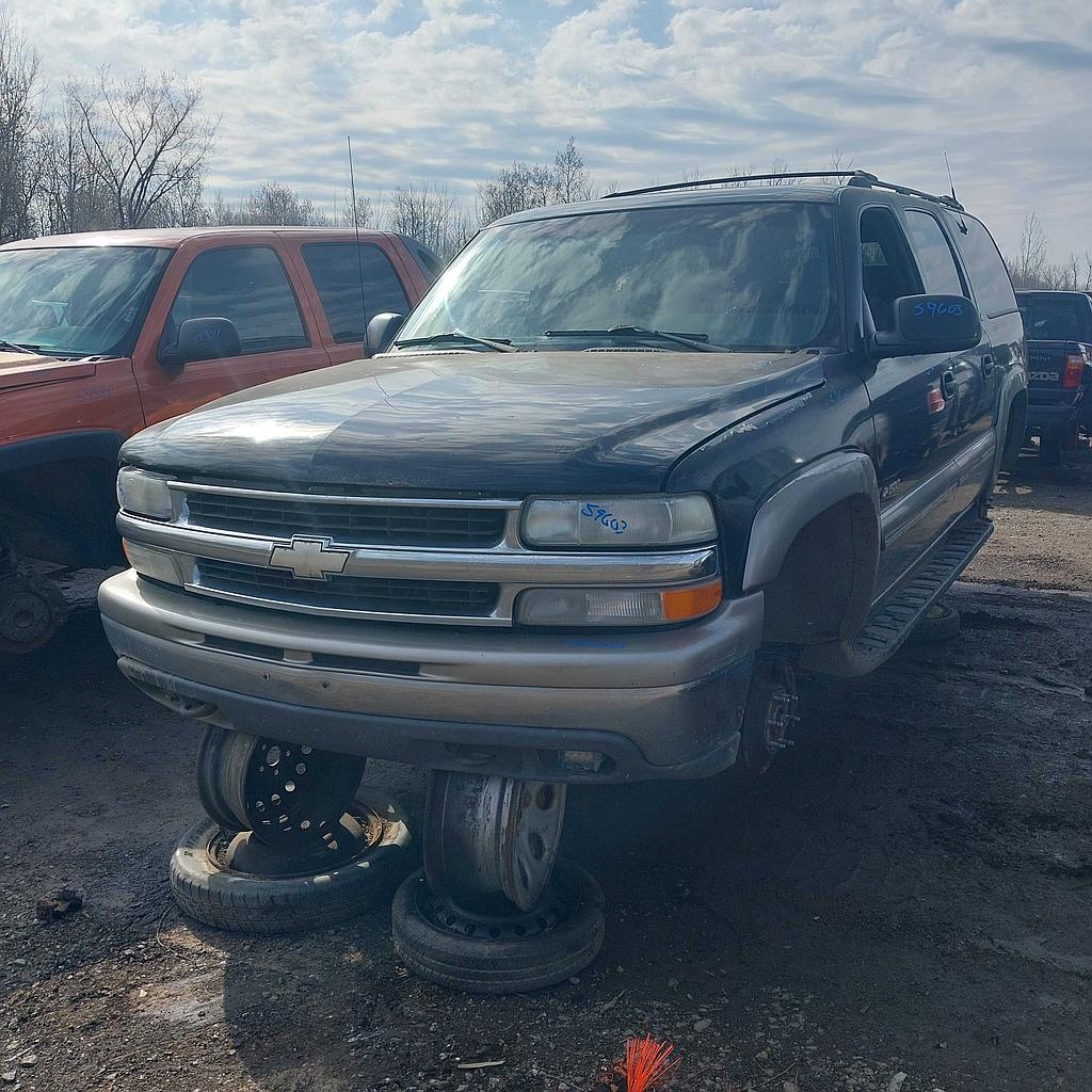 CHEVROLET SUBURBAN 2000