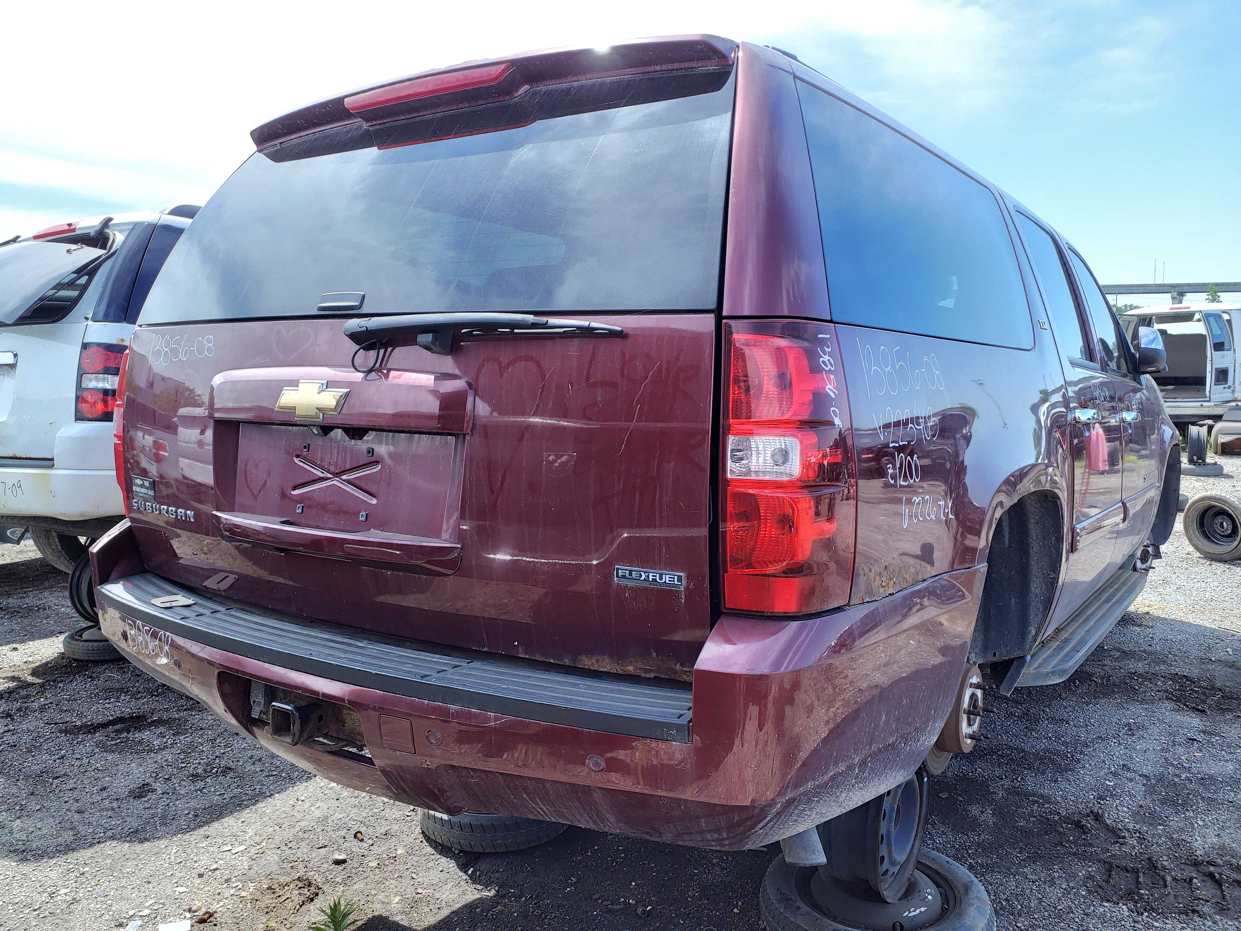 CHEVROLET SUBURBAN 2008