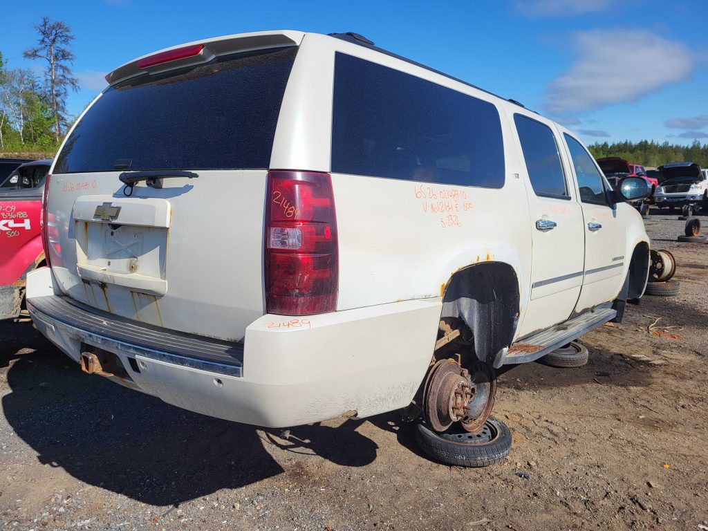 CHEVROLET SUBURBAN 2010