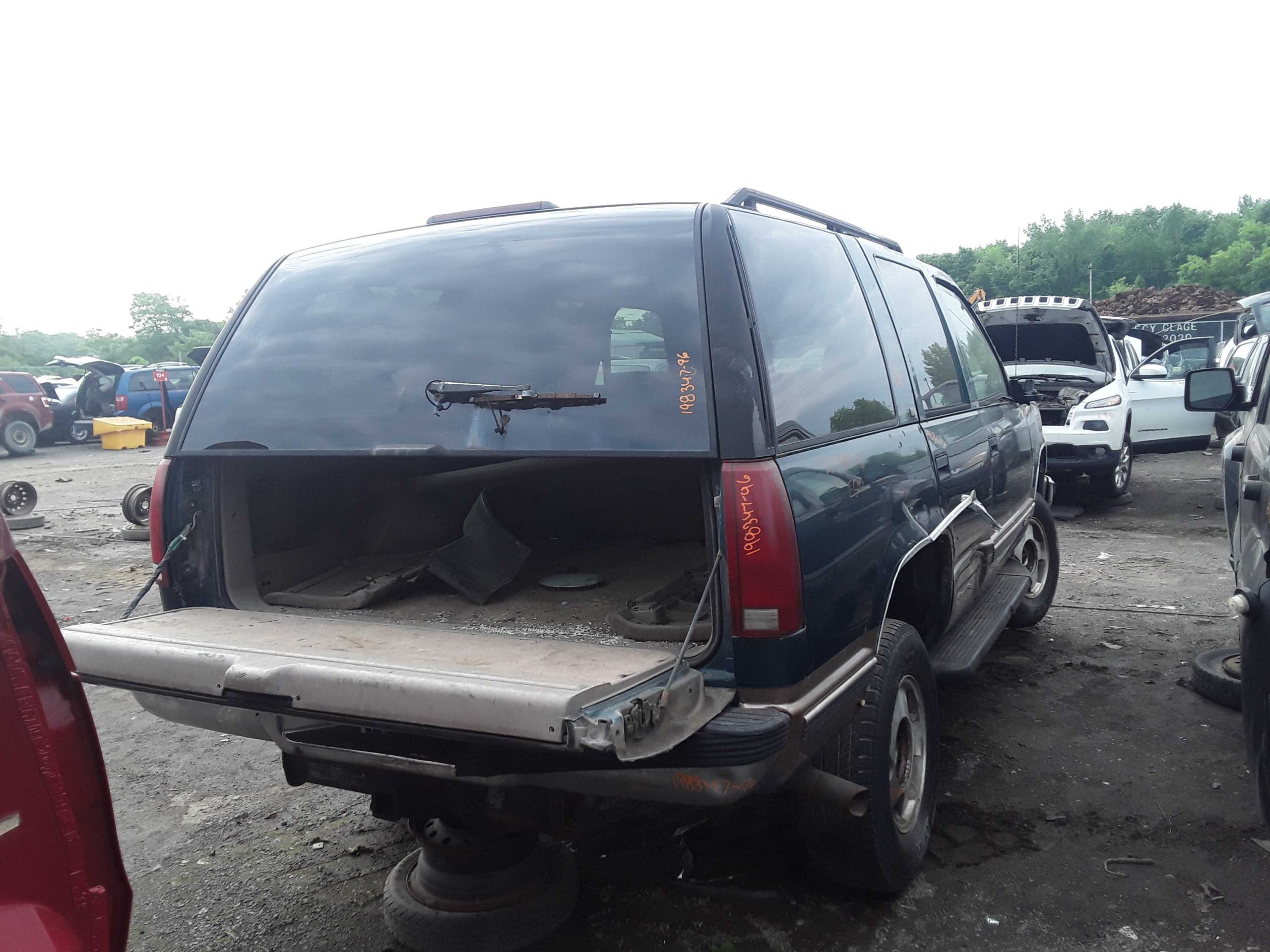 CHEVROLET TAHOE 1996