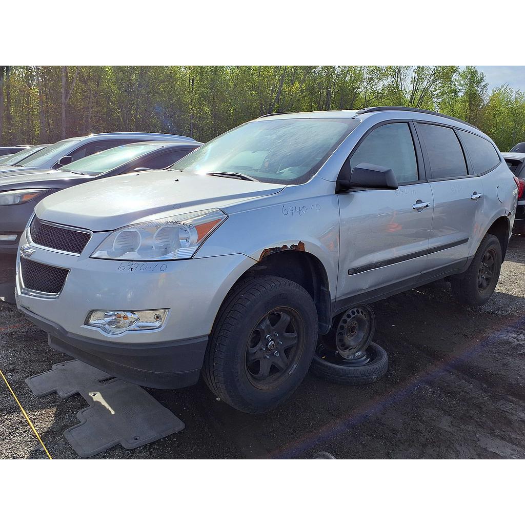 CHEVROLET TRAVERSE 2010