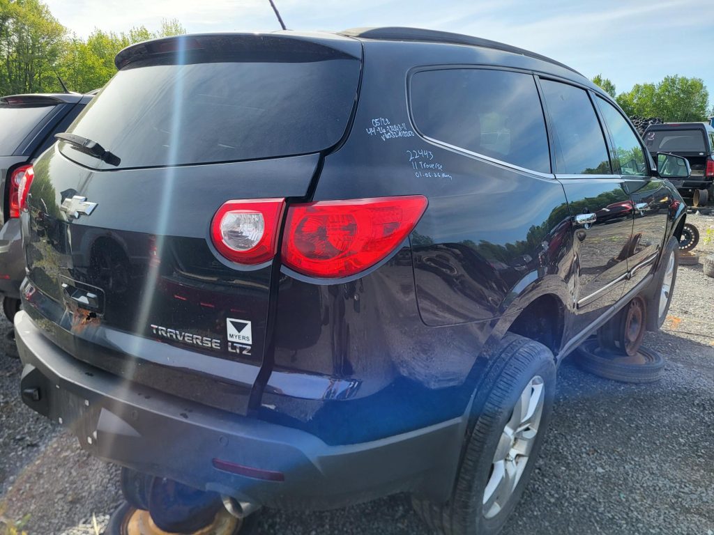 CHEVROLET TRAVERSE 2011