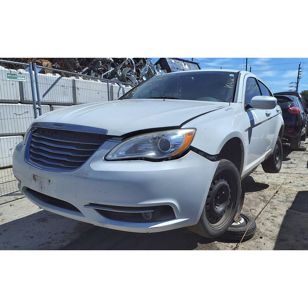 CHRYSLER 200 2012