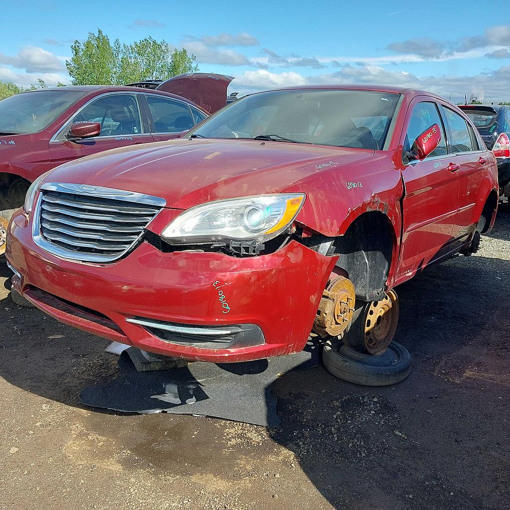 CHRYSLER 200 2013
