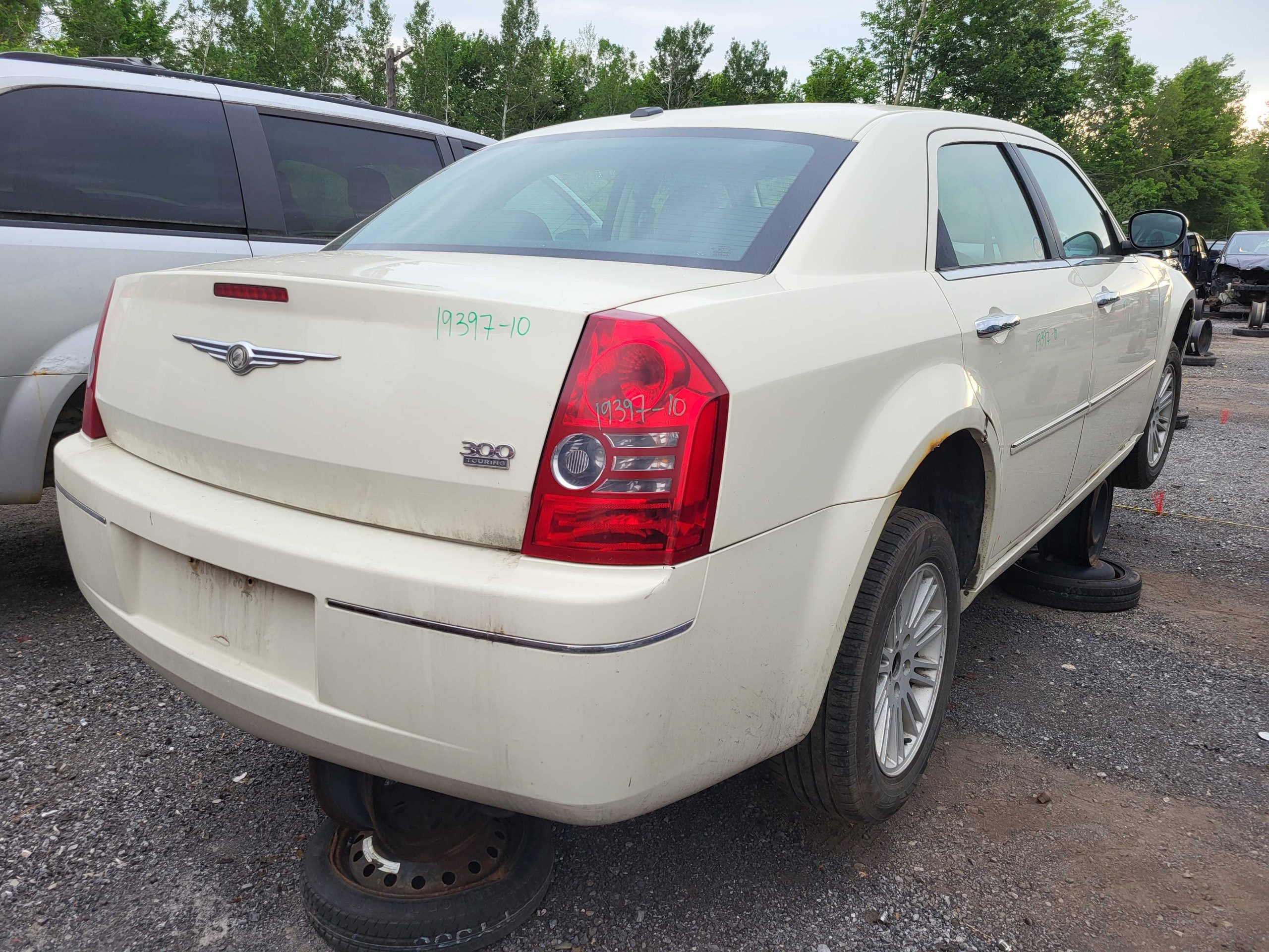 CHRYSLER 300 2010