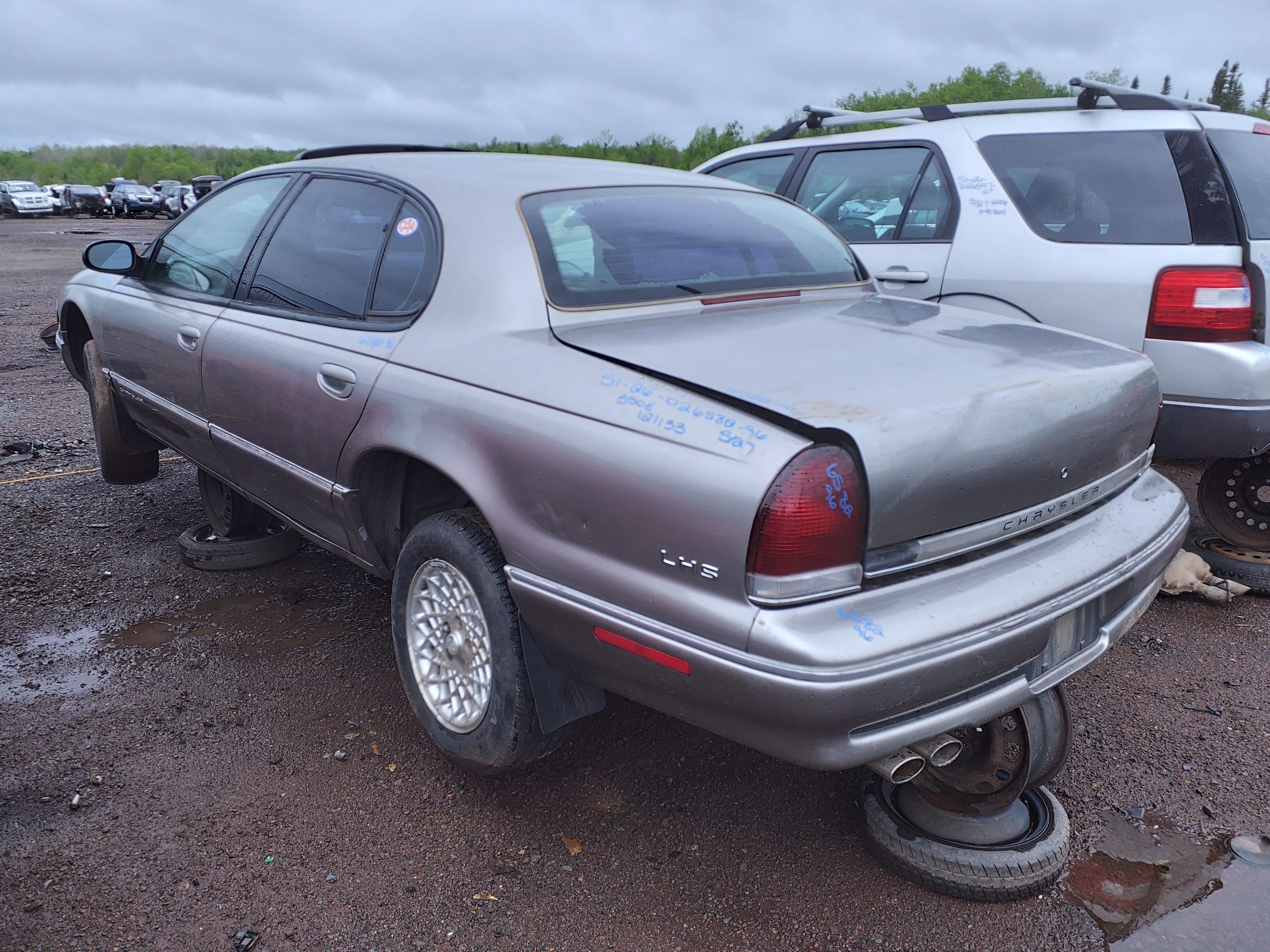 CHRYSLER LHS 1996