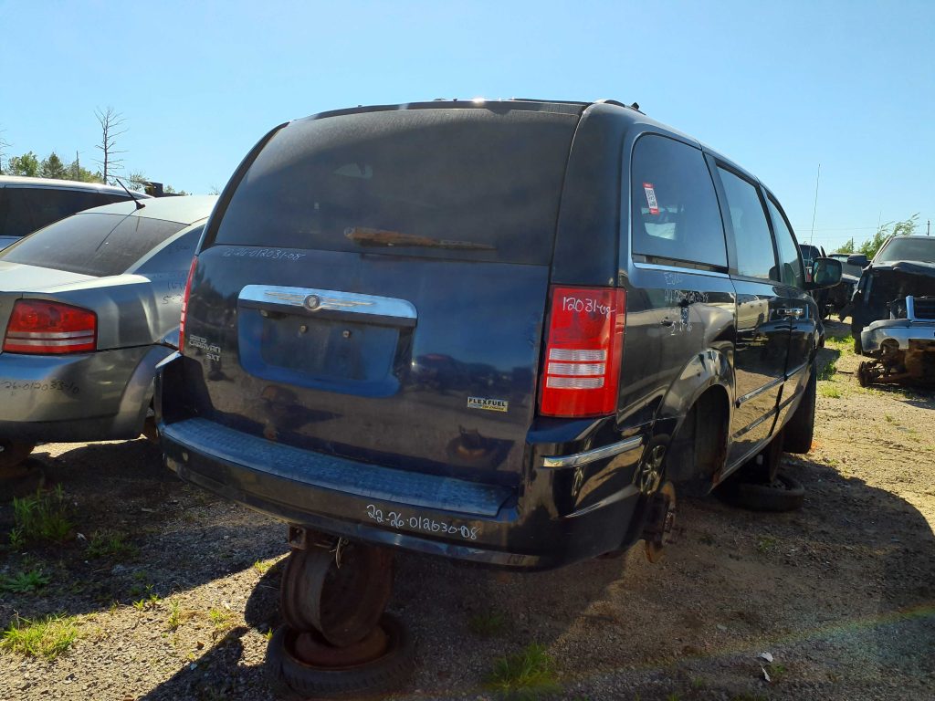 CHRYSLER TOWN & COUNTRY 2008