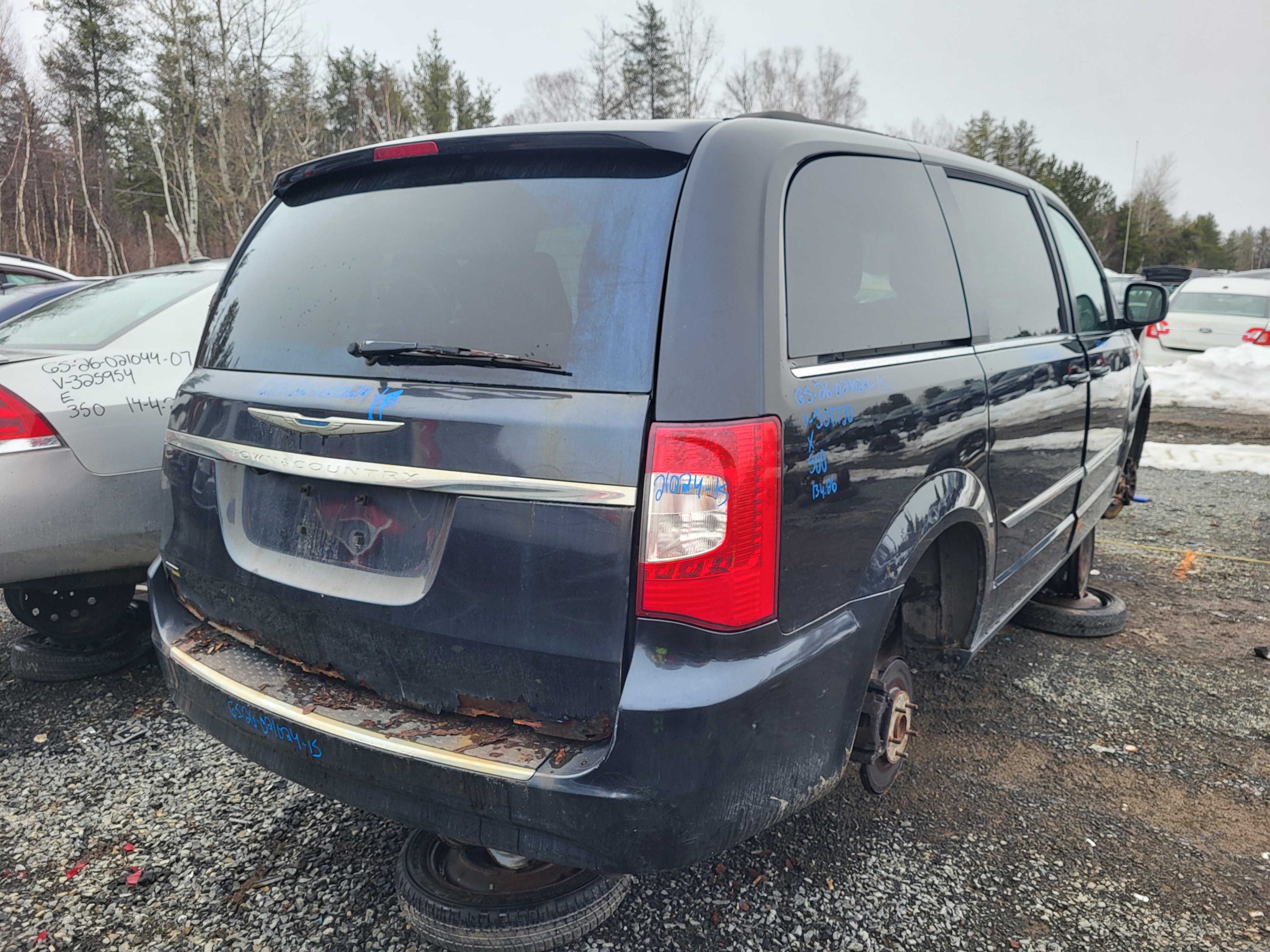 CHRYSLER TOWN & COUNTRY 2015