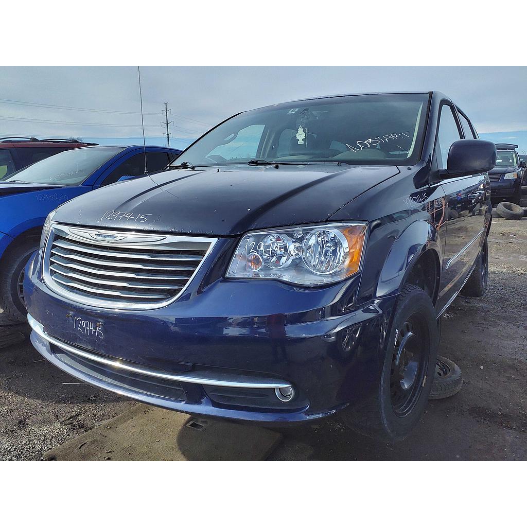 CHRYSLER TOWN & COUNTRY 2015