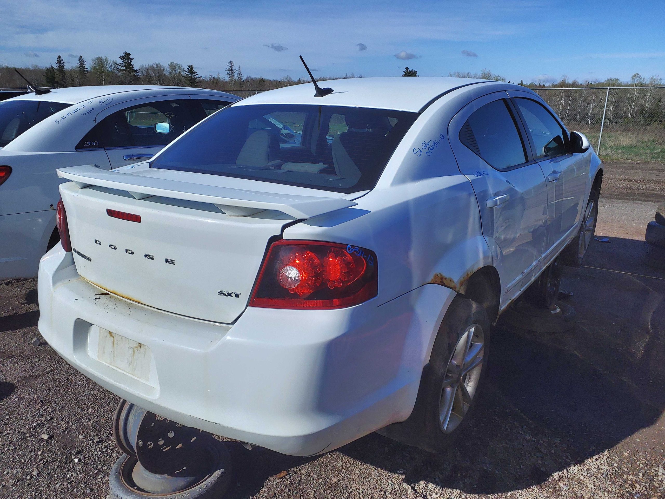 DODGE AVENGER 2012