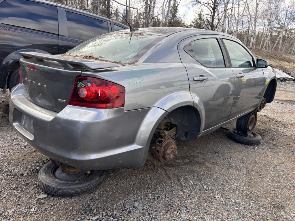 DODGE AVENGER 2012