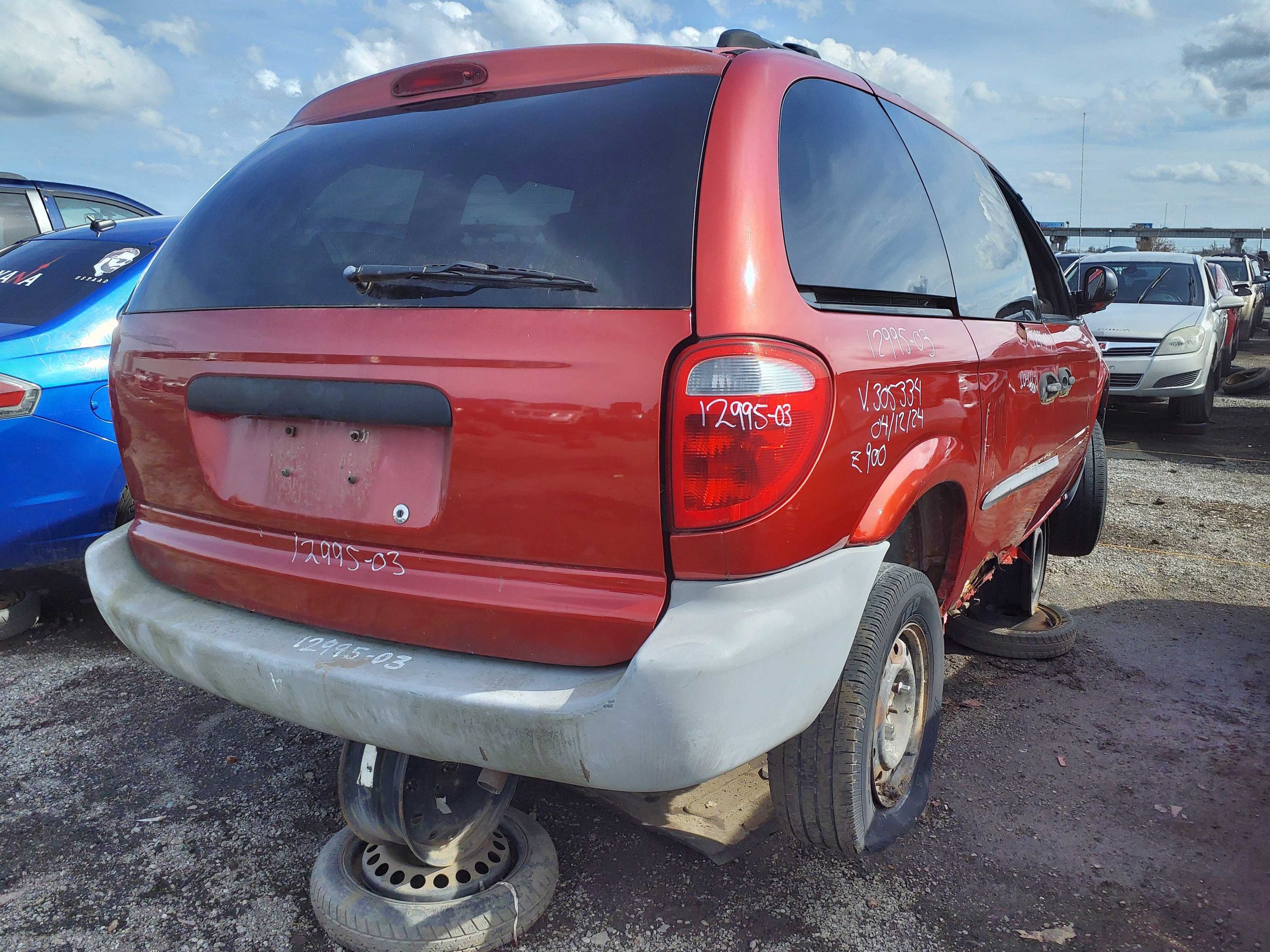 DODGE CARAVAN 2003